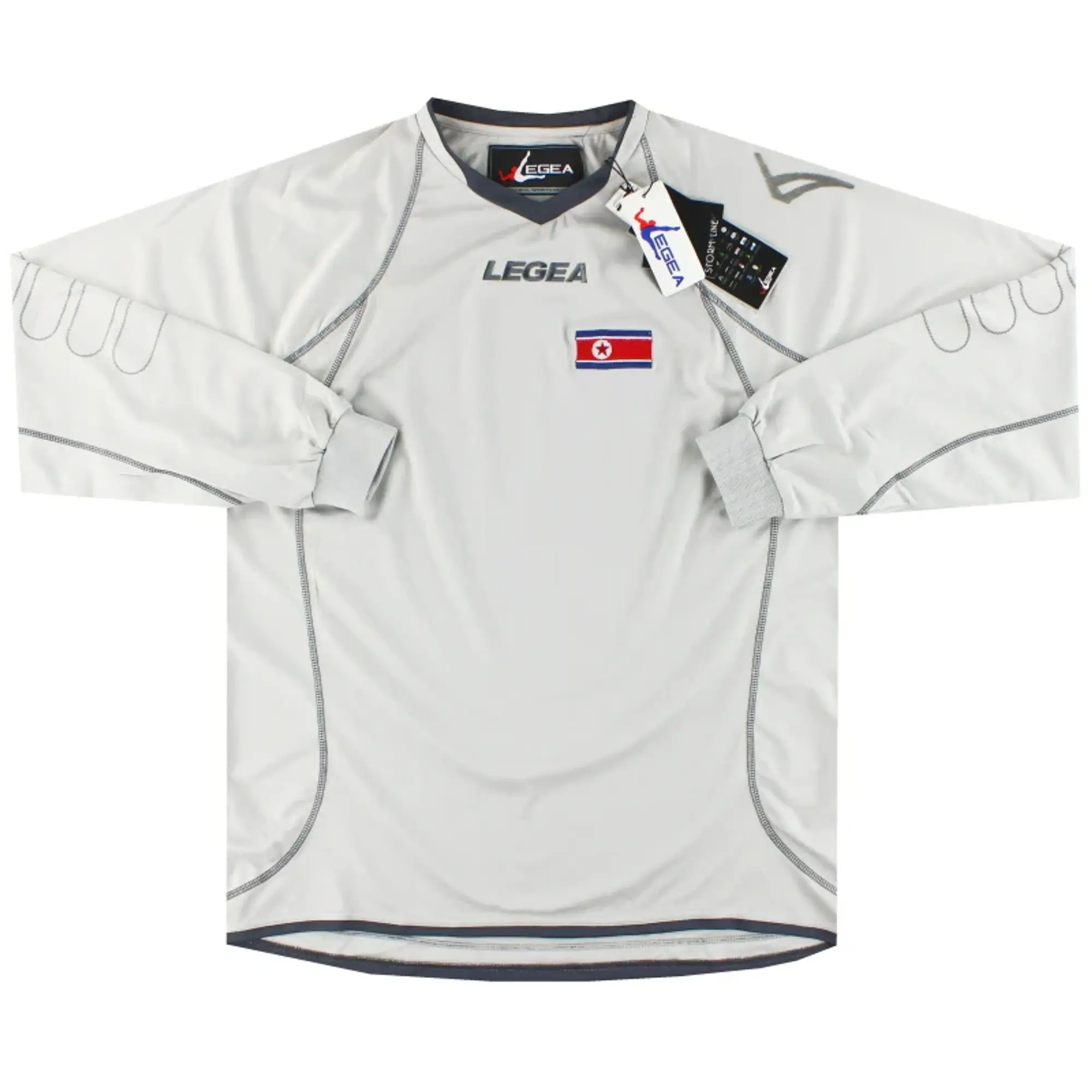 2010-12 North Korea World Cup Goalkeeper Shirt and Shorts *BNIB* XL - Asian / BNIB 