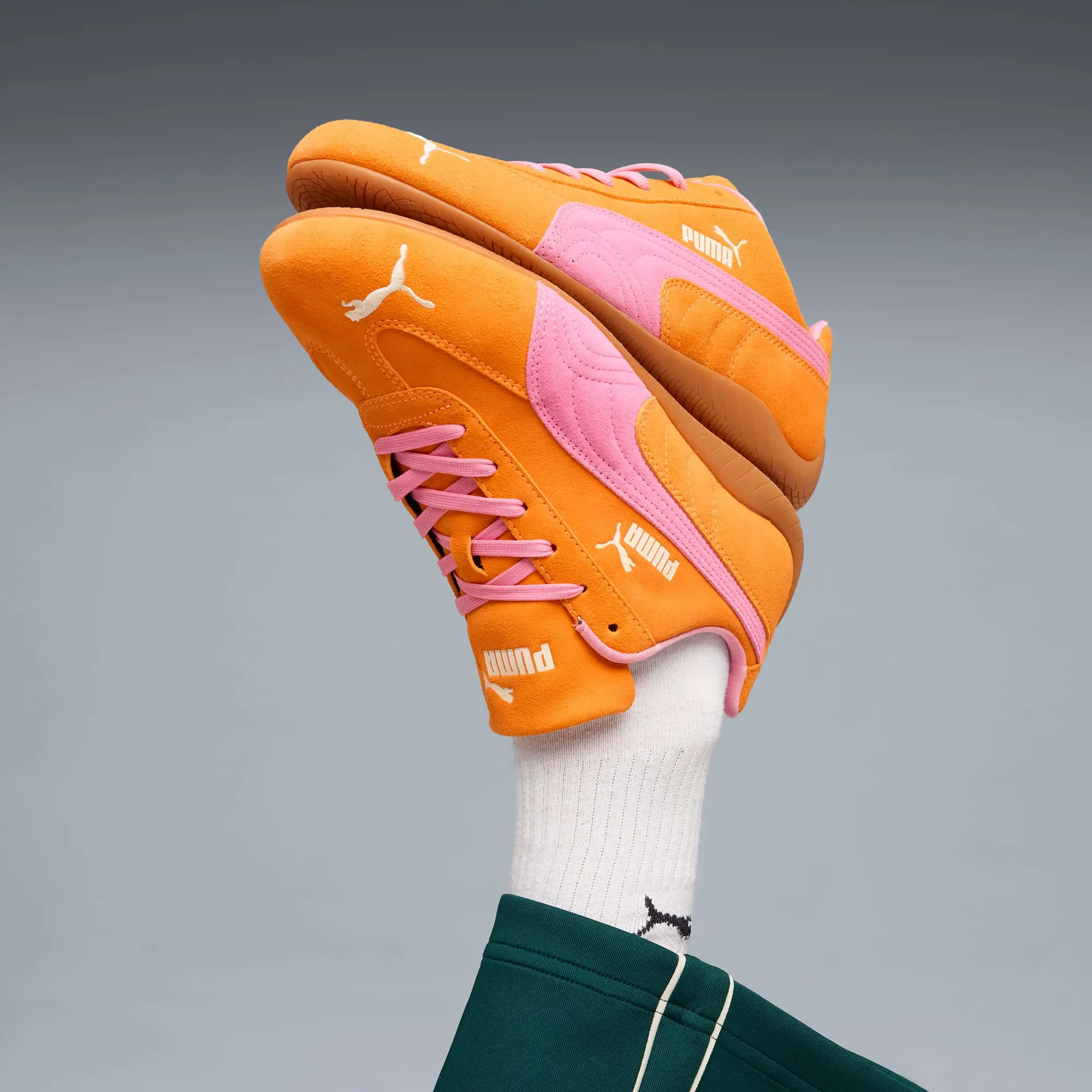 PUMA SpeedCat OG Sneakers Unisex, Orange Glo/Poised Pink, size 10