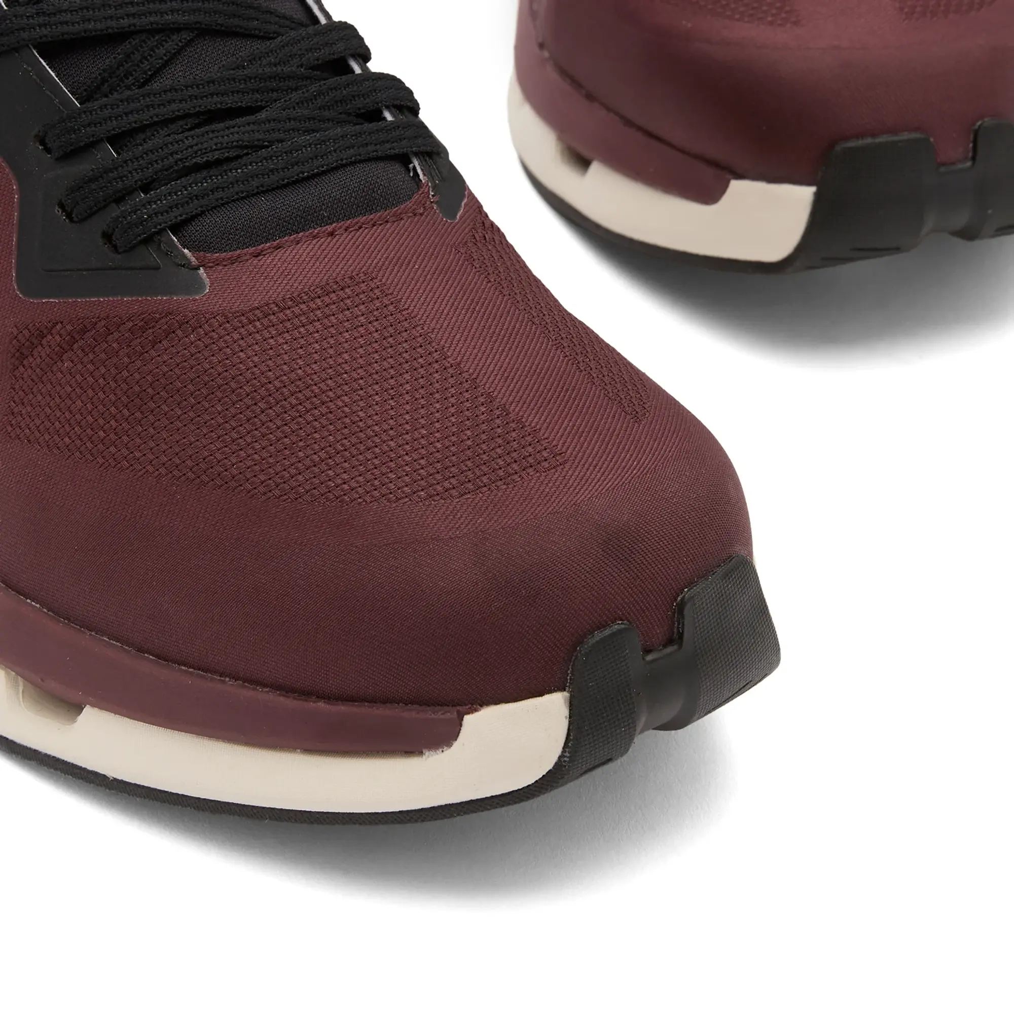 ON Men's CloudzON Men'se Sneakers Mulberry / Black