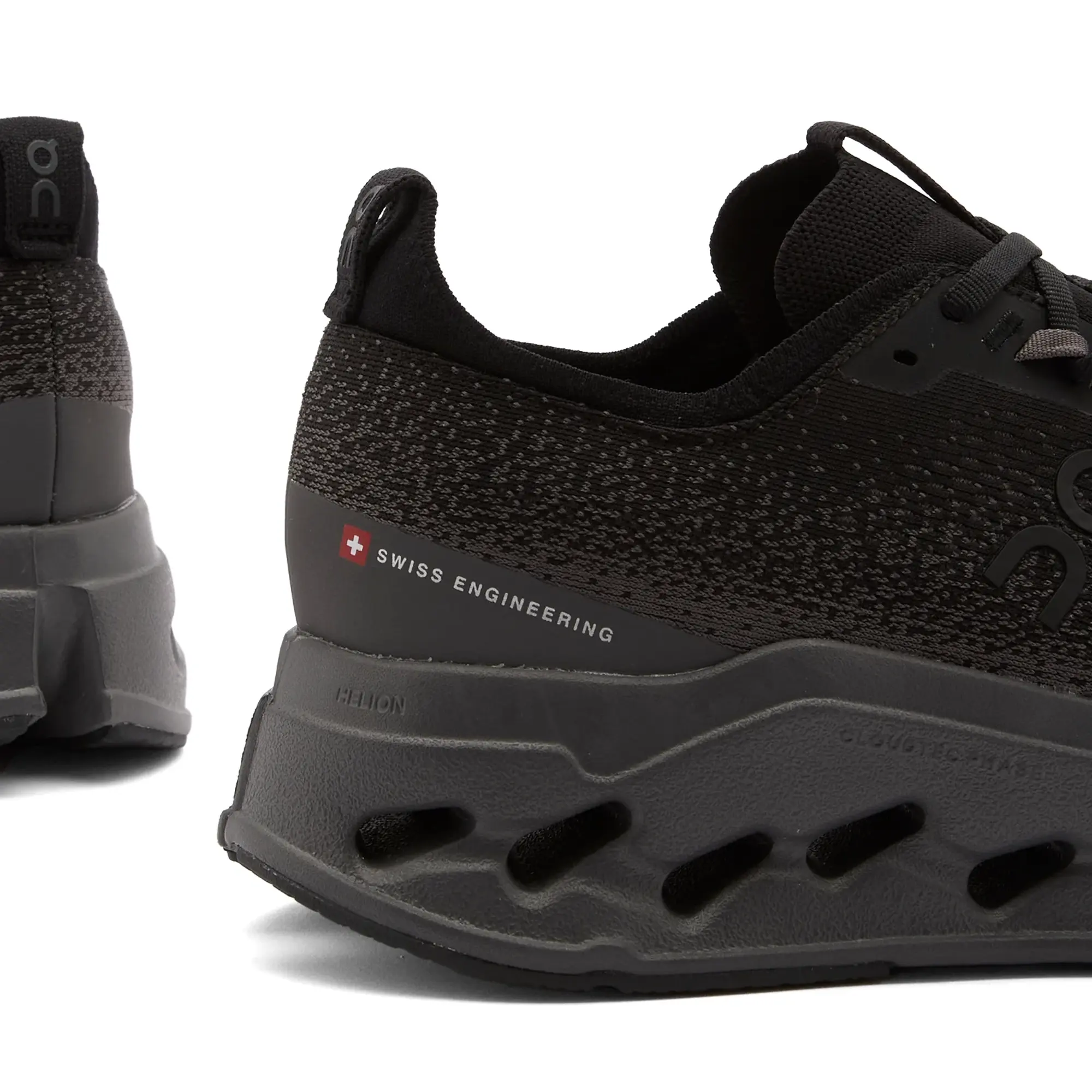 ON Men's Cloudsurfer Max Sneakers Black / Eclipse