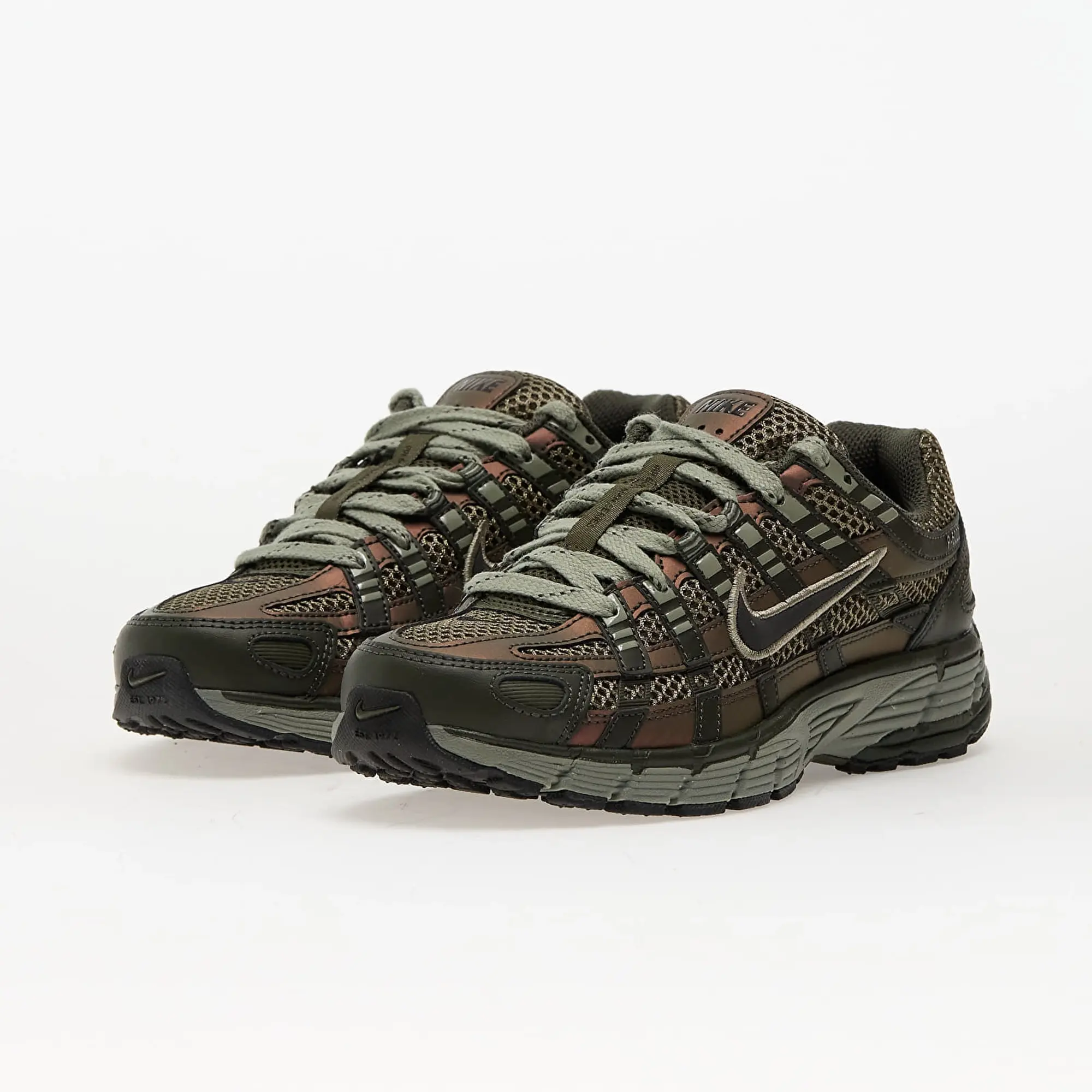Sneakers Nike W P-6000 Se Sequoia/ Black-Cargo Khaki-Lt Army Eur 42