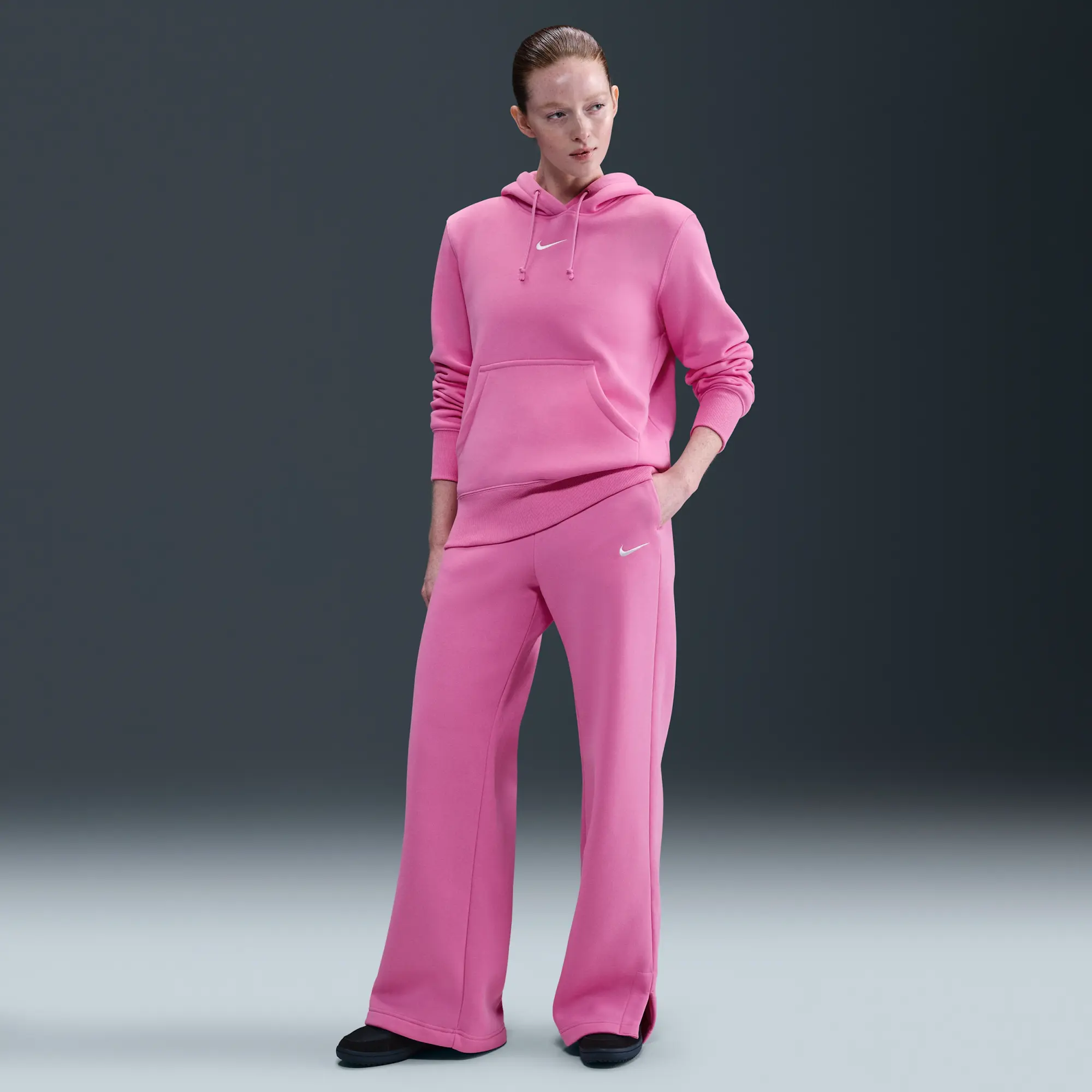 Nike Sportswear Phoenix Fleece High-Waisted Wide-Leg Trousers - Pink - Fleece > Phoenix Fleece