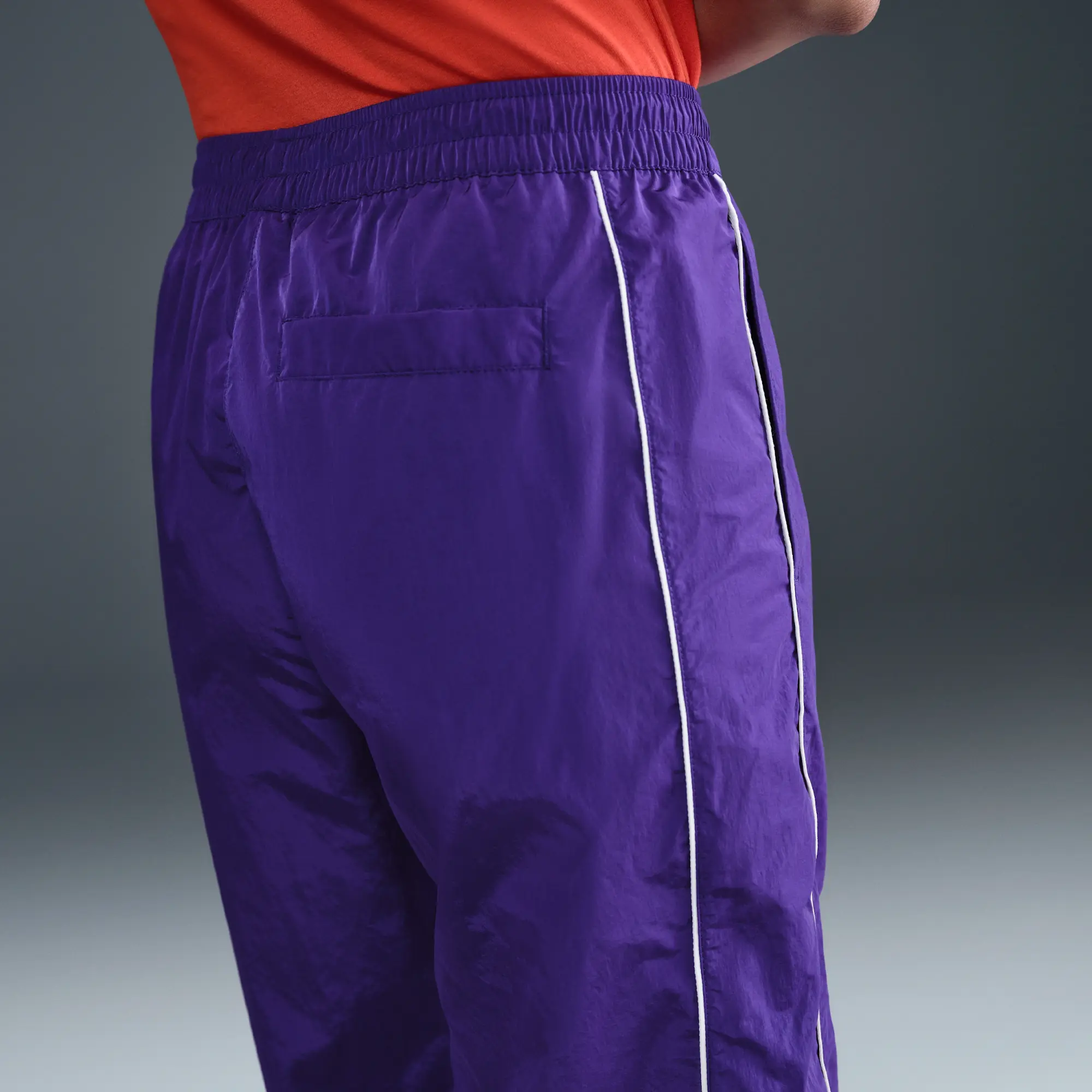 Nike Windrunner Women's High-Waisted Woven Open-Hem Trousers - Purple - Recycled Fibres Minimum
