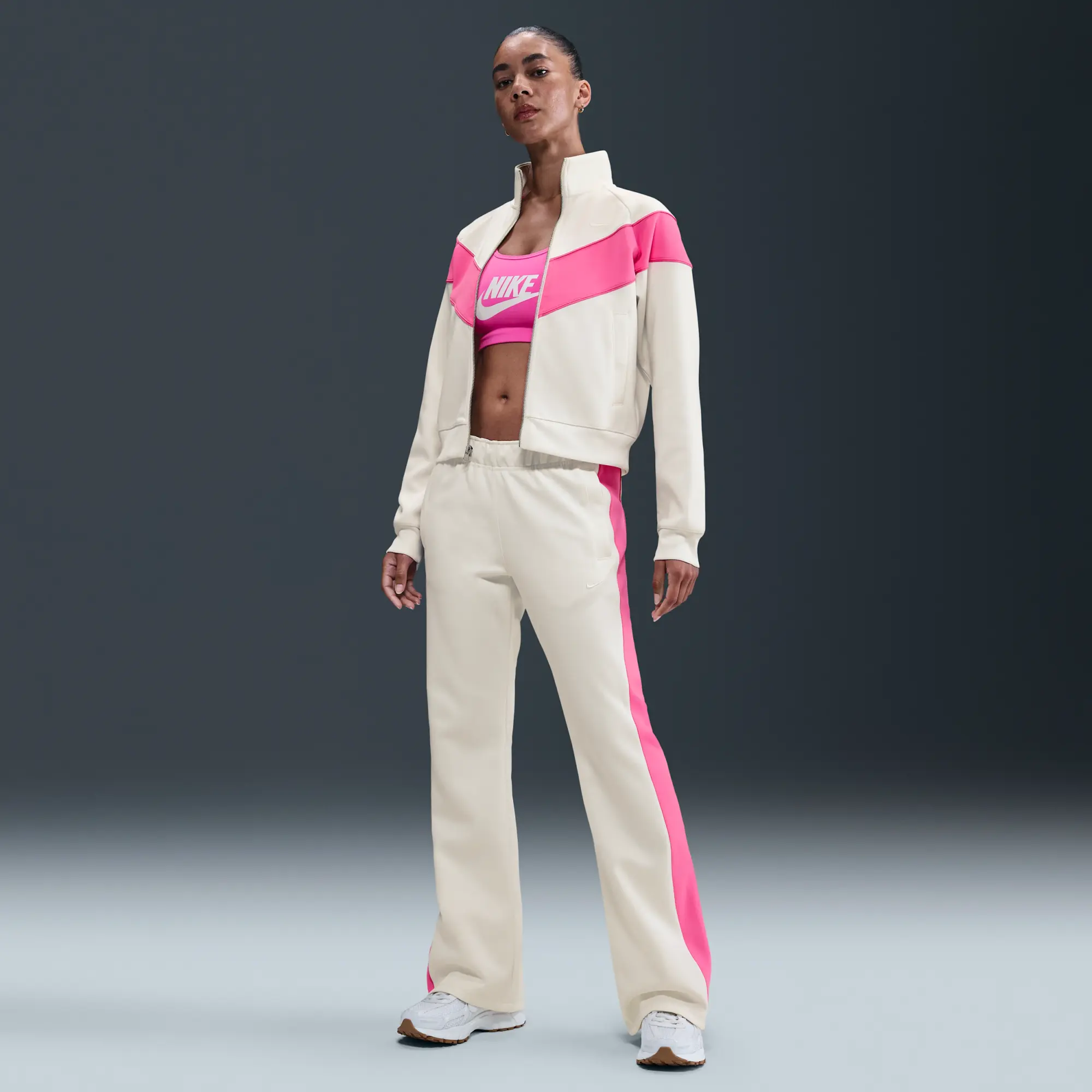 Nike Sportswear Windrunner Women's Mid-Rise Slim Knit Trousers - White - Recycled Polyester Minimum