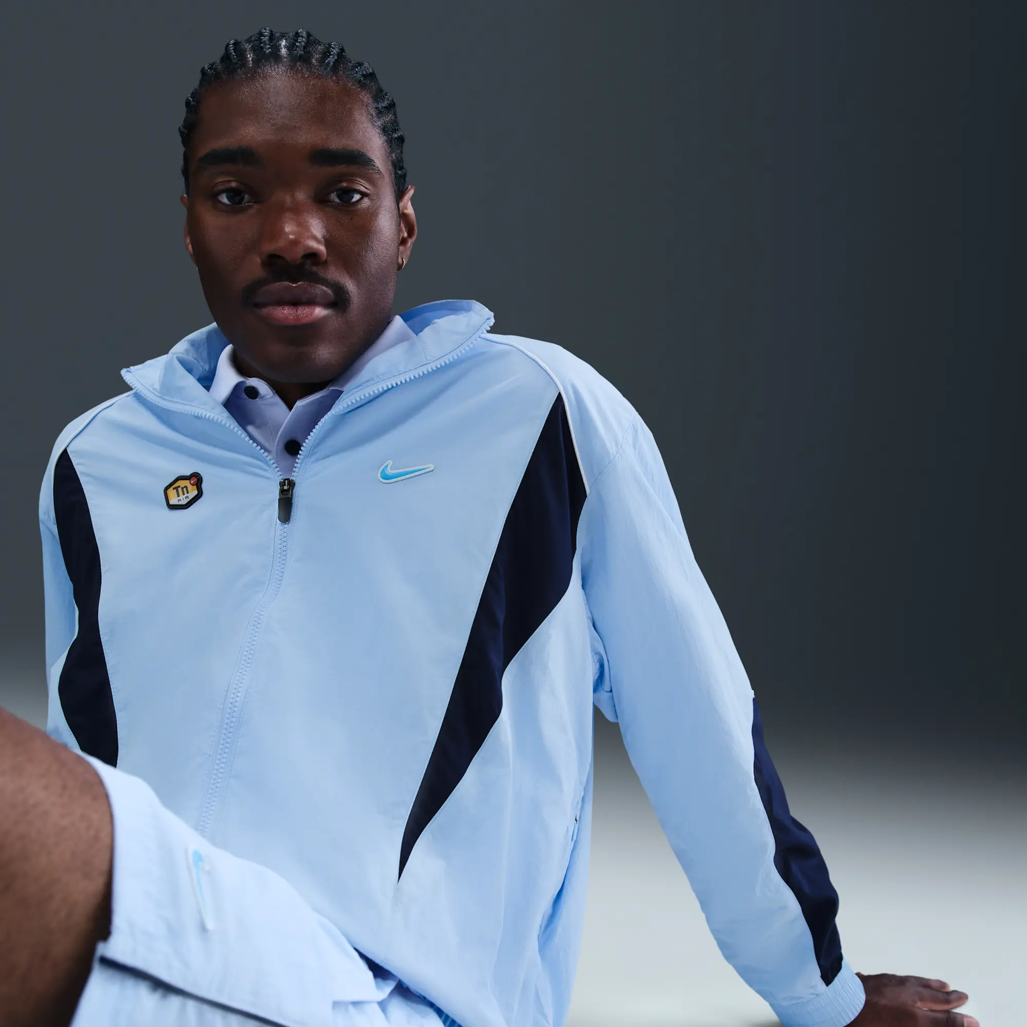 Nike Sportswear Men's Woven Track Jacket - Blue - Nylon
