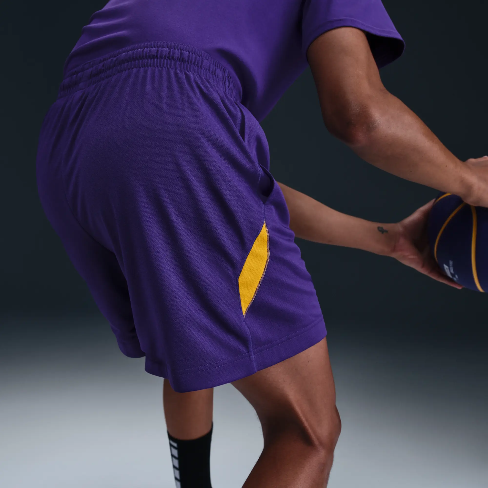 Nike Kobe Dri-FIT 15cm (approx.) Basketball Shorts - Purple - Polyester