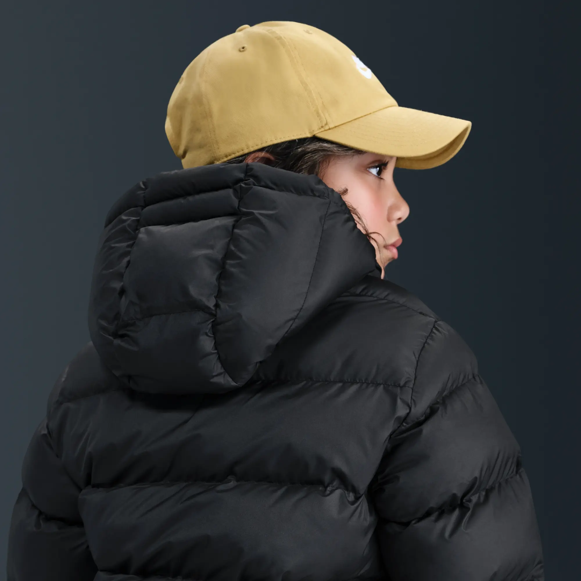 Nike Sportswear All Day Play Older Kids' Therma-FIT Loose-Fit Puffer Jacket - Black - Polyester