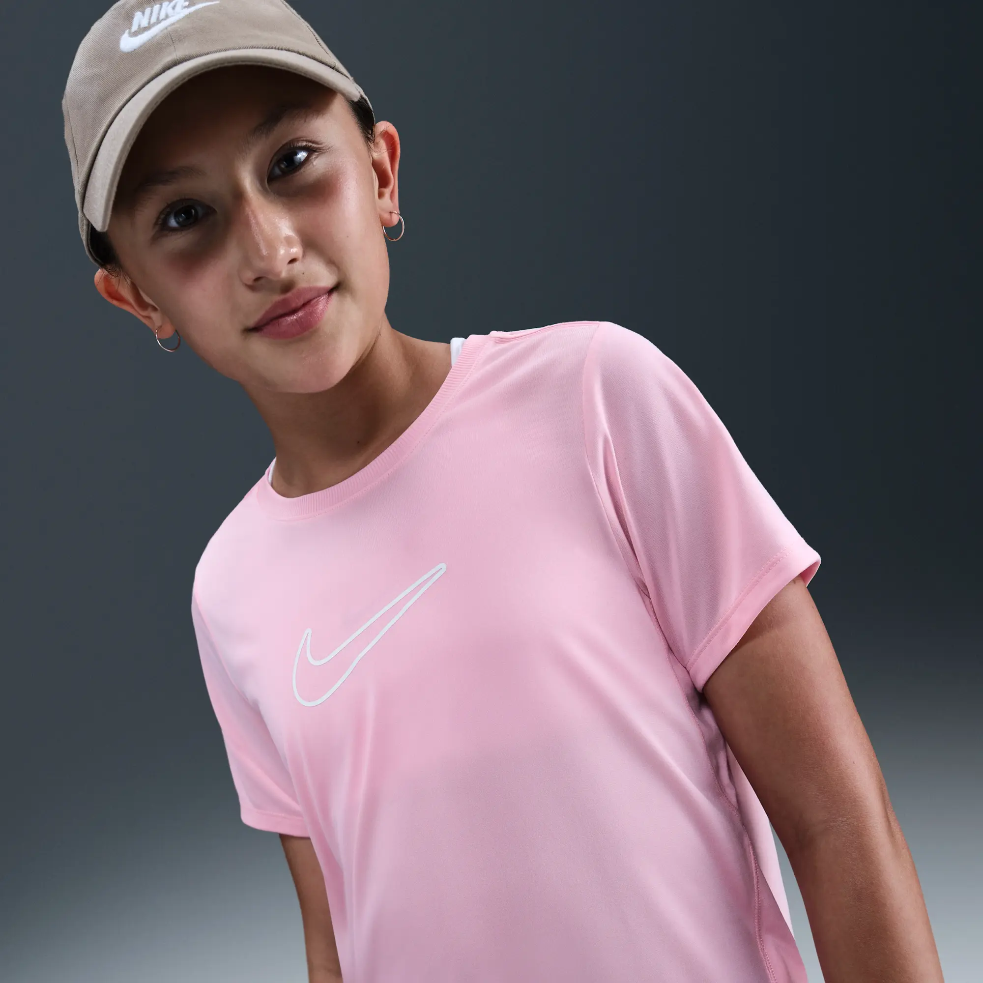 Nike One Fitted Older Kids' (Girls') Dri-FIT Short-Sleeve Top - Pink - Recycled Polyester