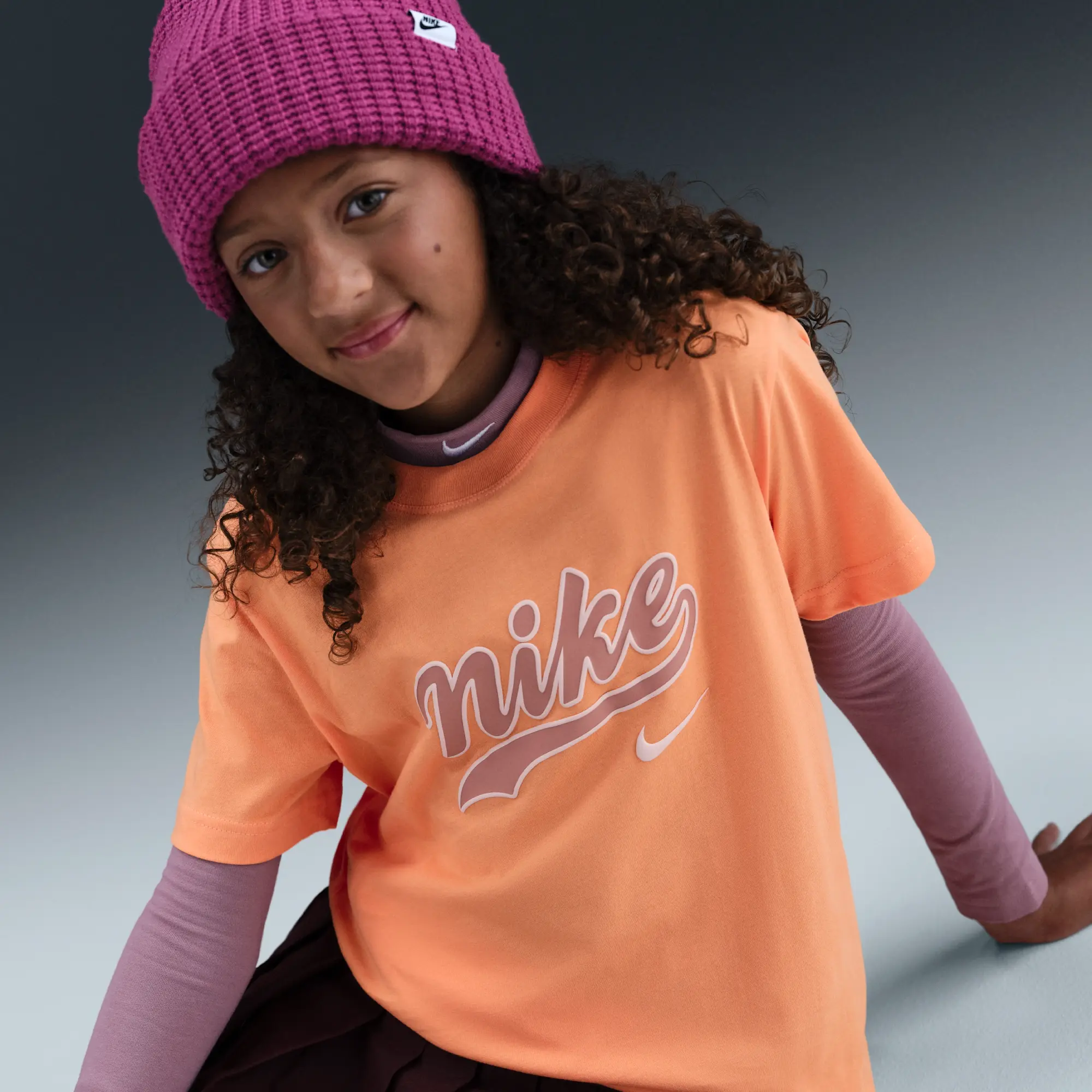 Nike Sportswear Older Kids' (Girls') T-Shirt - Orange
