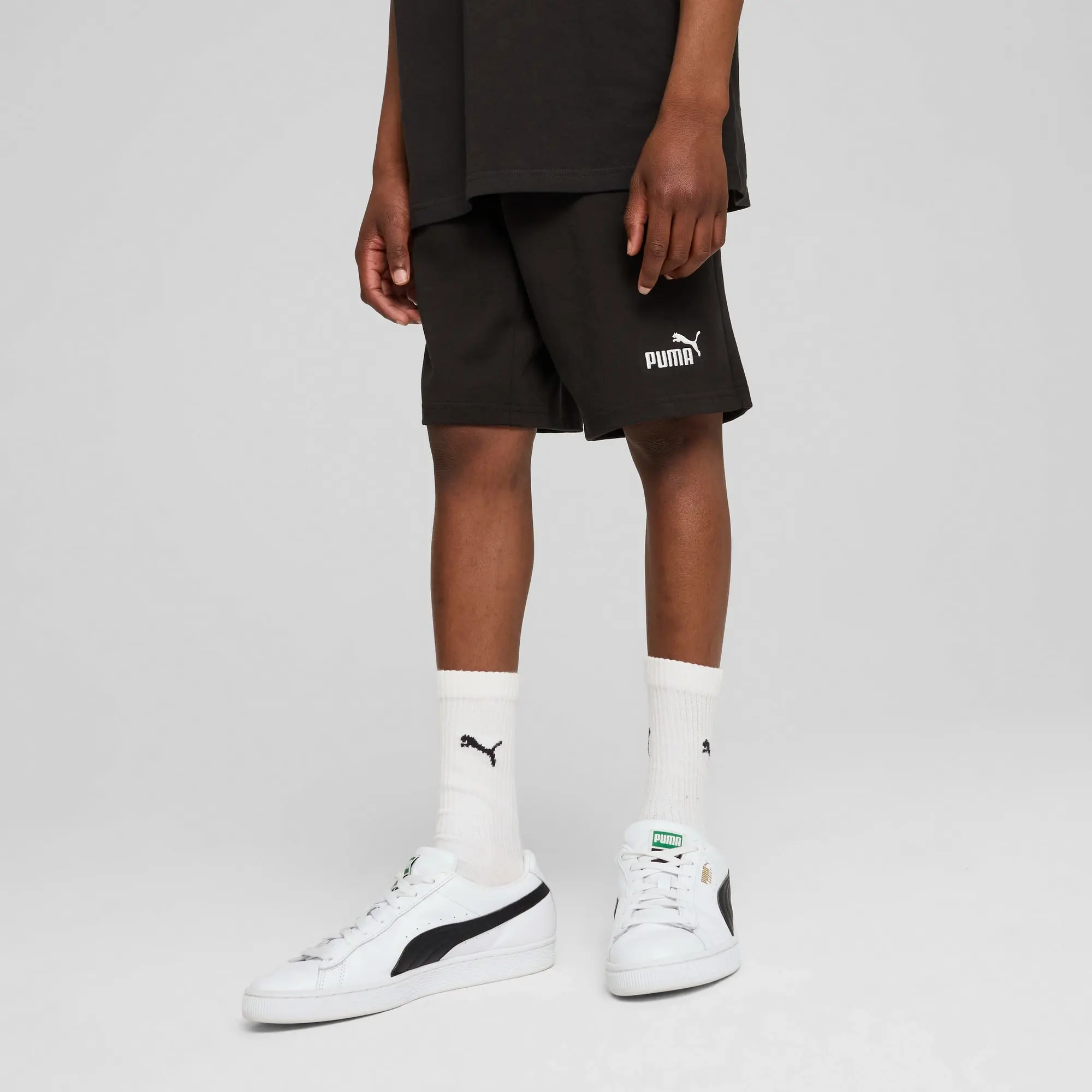 PUMA Ess No. 1 Logo Jersey Shorts Youth, Black