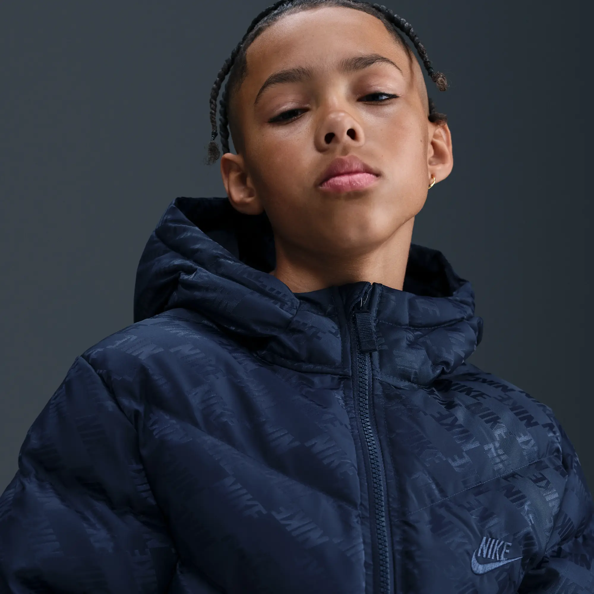 Nike Sportswear All Day Play Older Kids' Therma-FIT Loose-Fit Puffer Jacket - Blue - Nylon