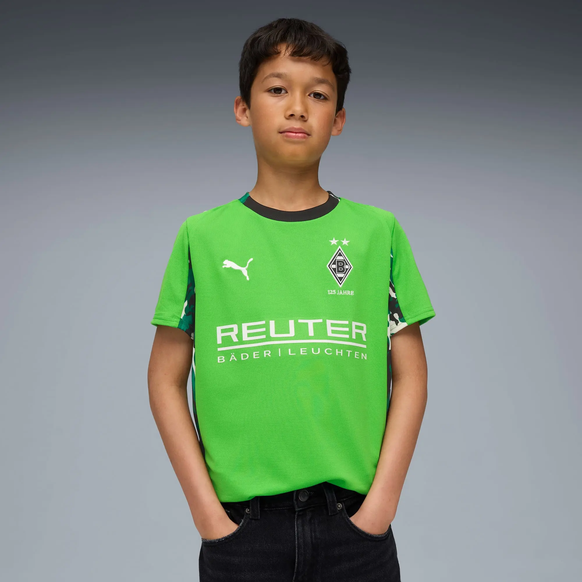 PUMA Borussia Mönchengladbach 25/26 Away Jersey Youth, Green/Warm White, size 11-12 Youth