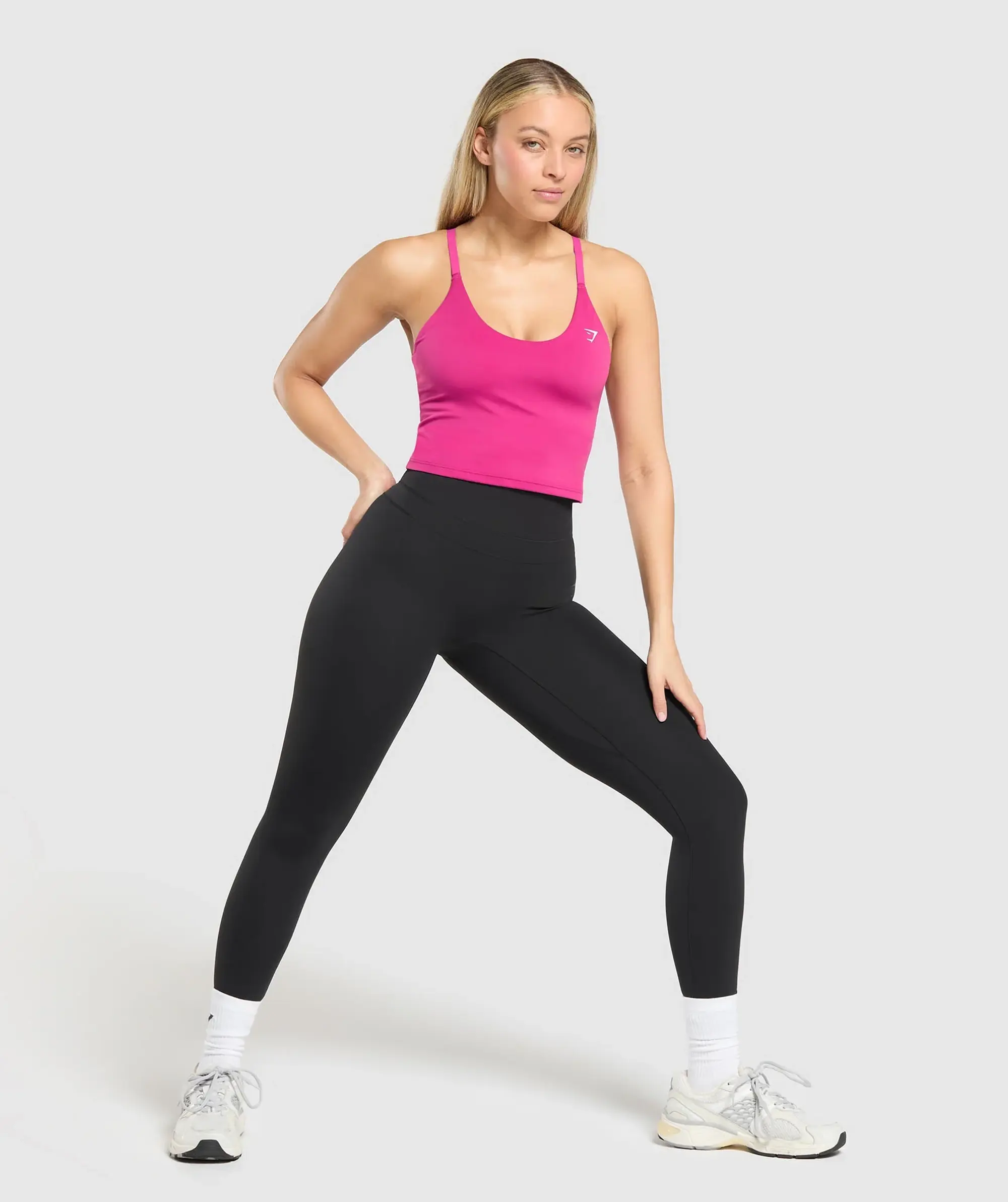  Training Cami Tank With Shelf - Winning Pink