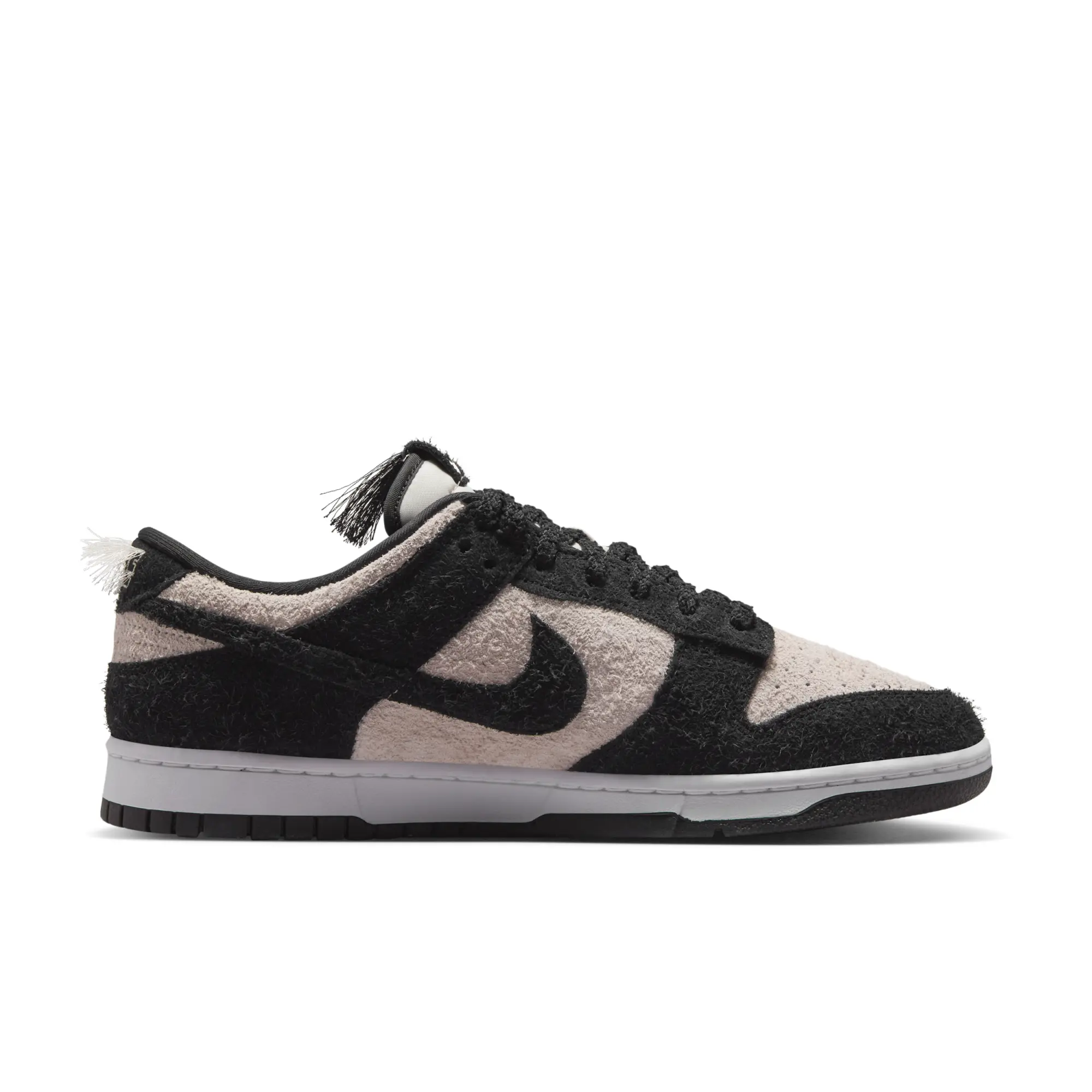 Nike Dunk Low Retro SE Men's Shoes - White
