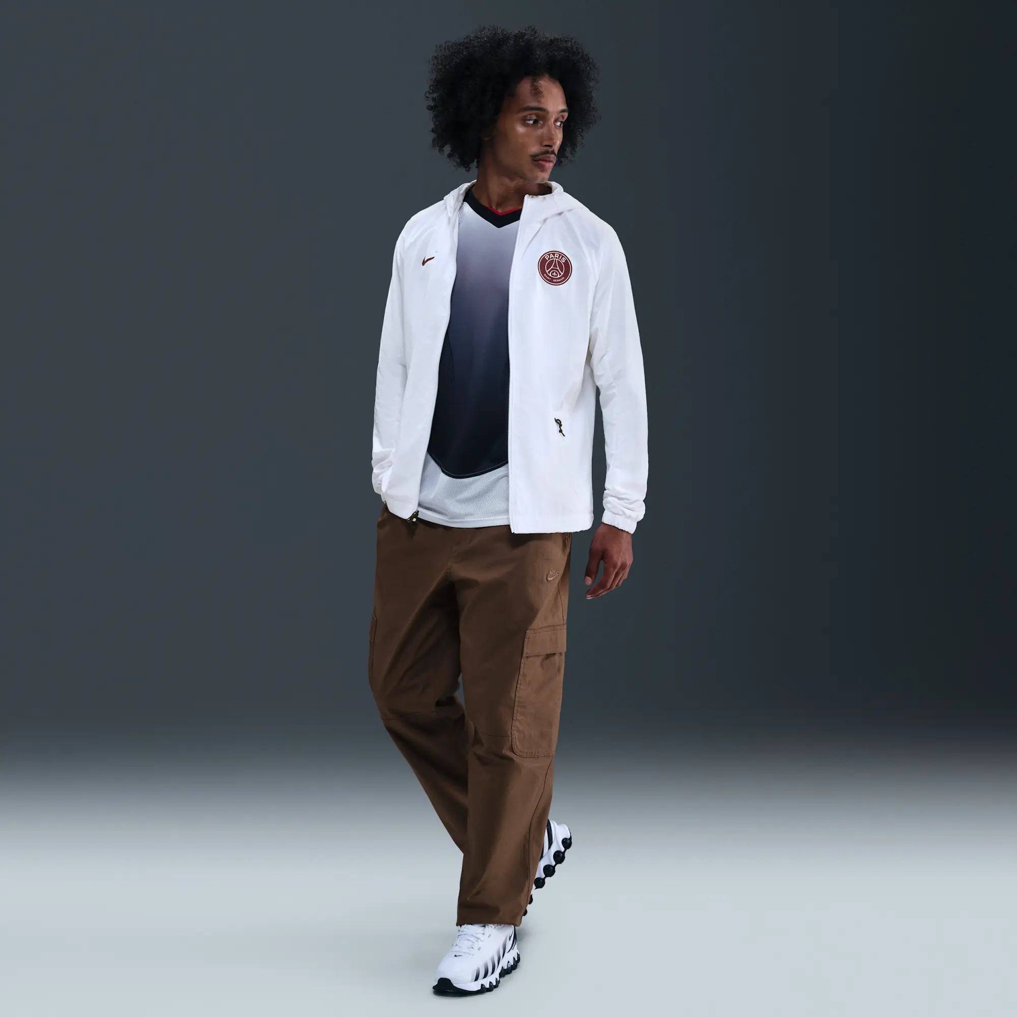 Paris Saint-Germain AWF Men's Nike Football Woven Jacket - White
