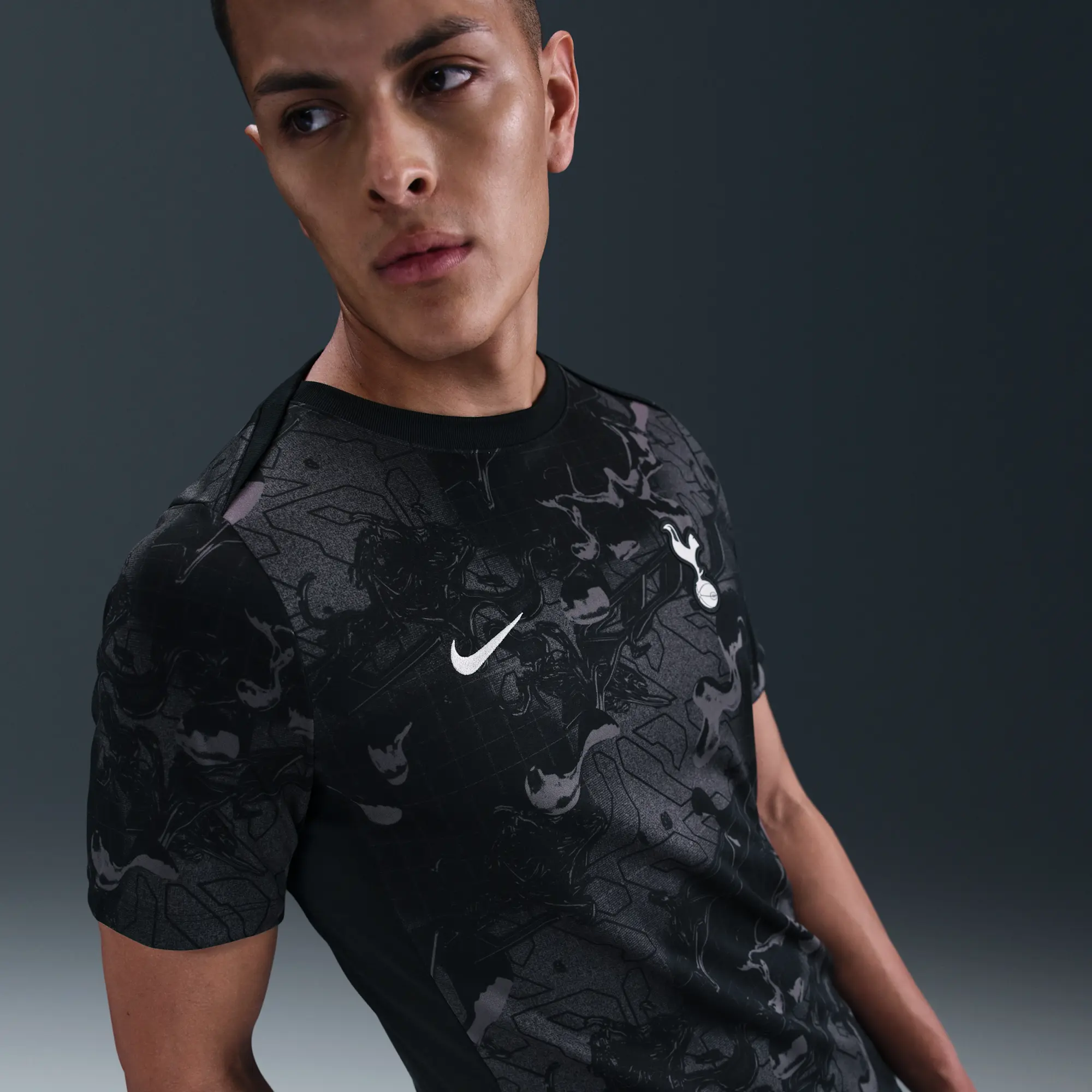 Tottenham Hotspur Academy Pro Home Nike Dri-FIT Football Pre-Match Short-Sleeve Top - Black - Sustainable Materials