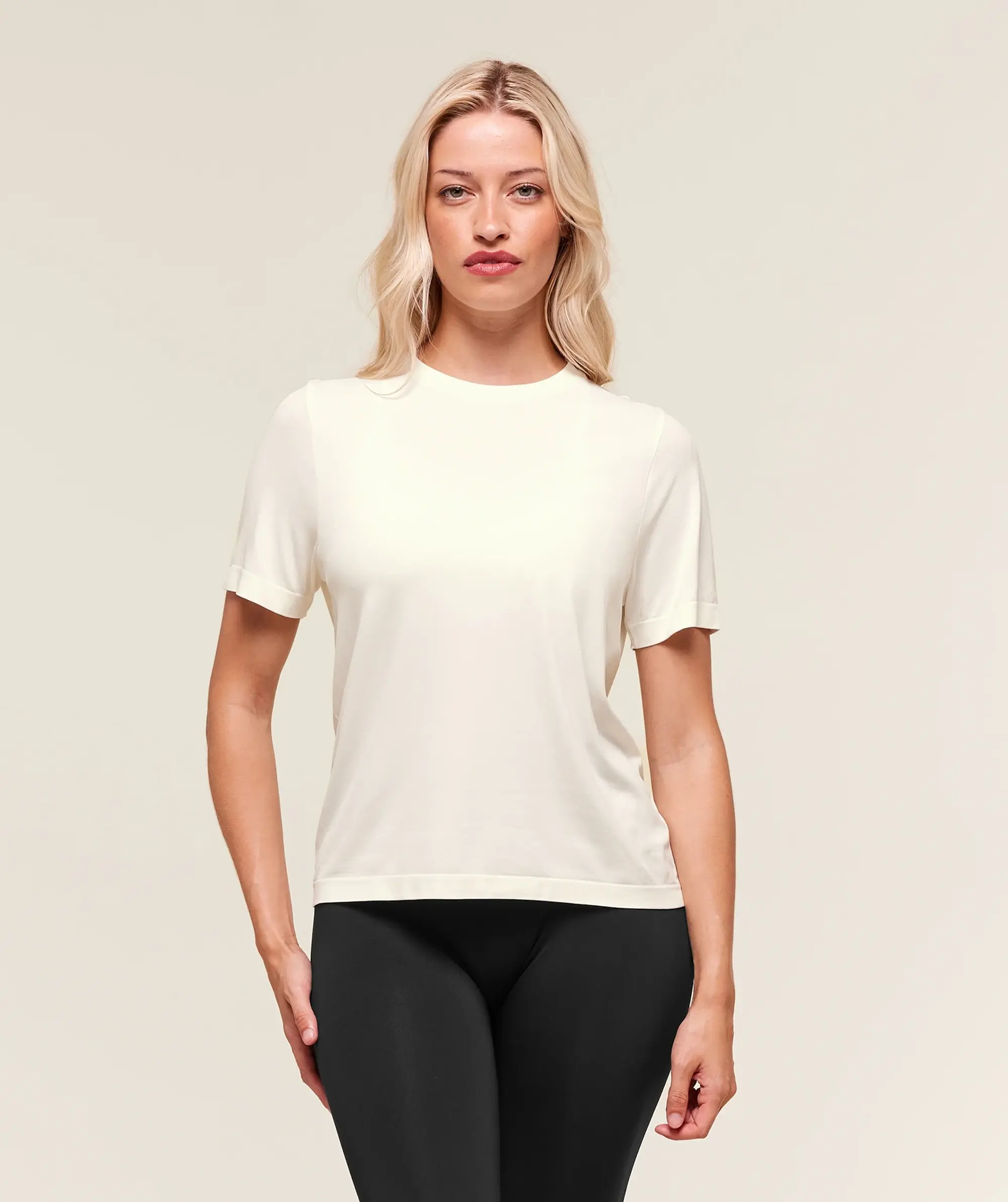  Everyday Seamless T-Shirt - Soft White