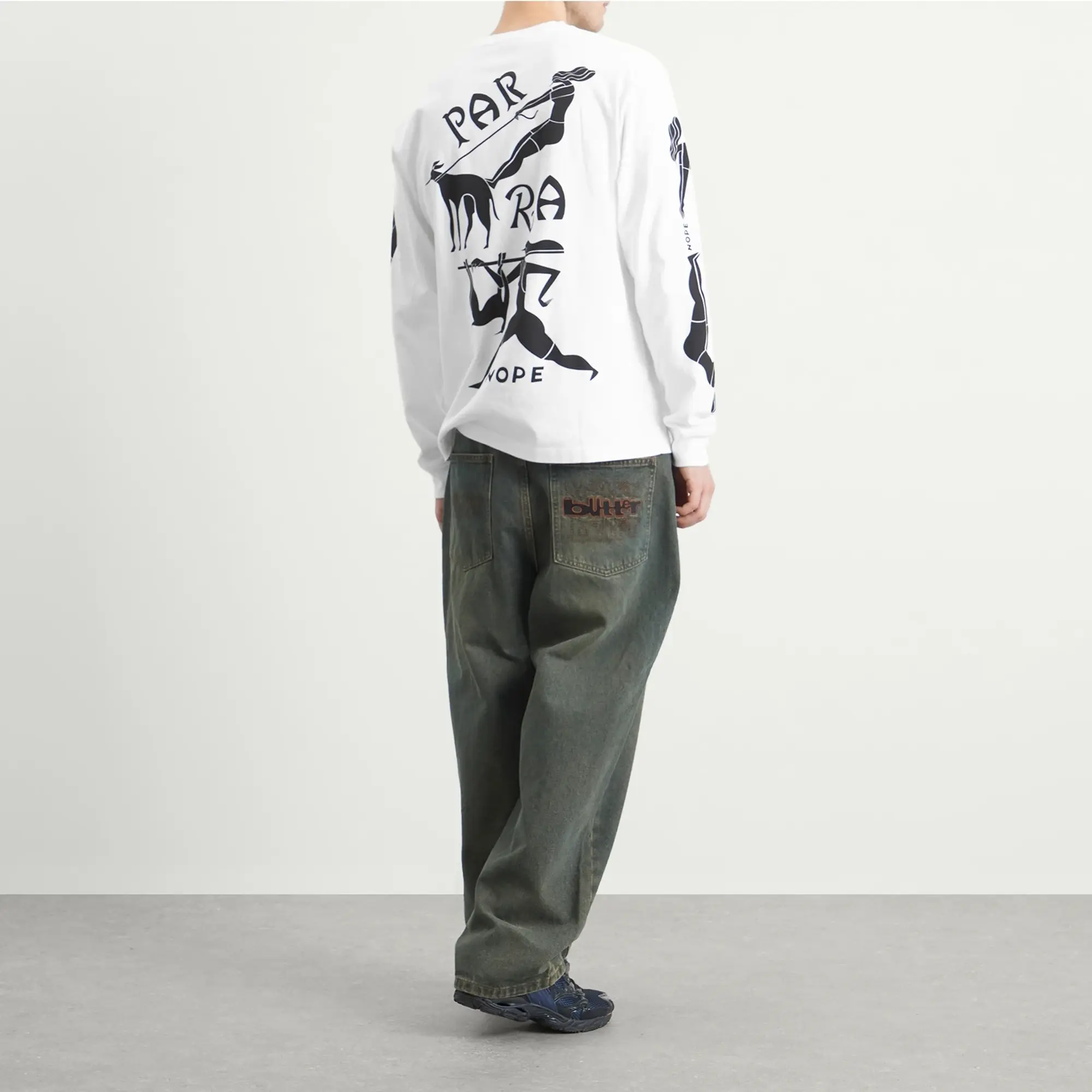 By Parra Men's Dog Training Long Sleeve T-Shirt White