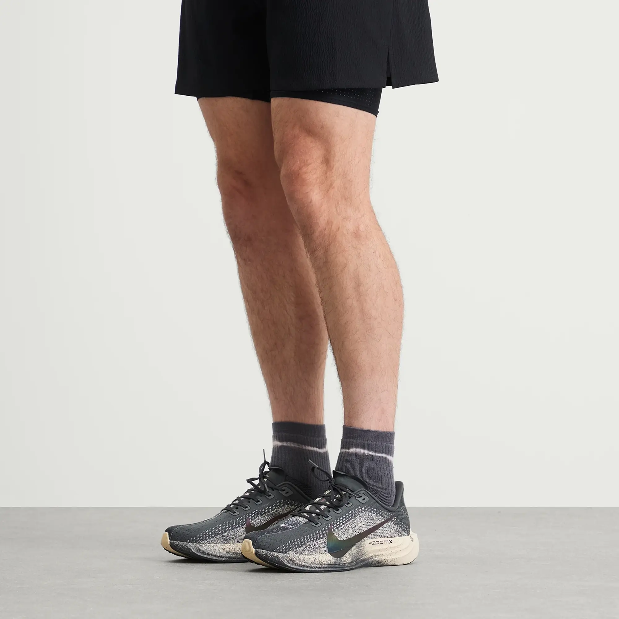Nike Men's Running Pegasus Plus Sneaker Black/Anthracite/Volt