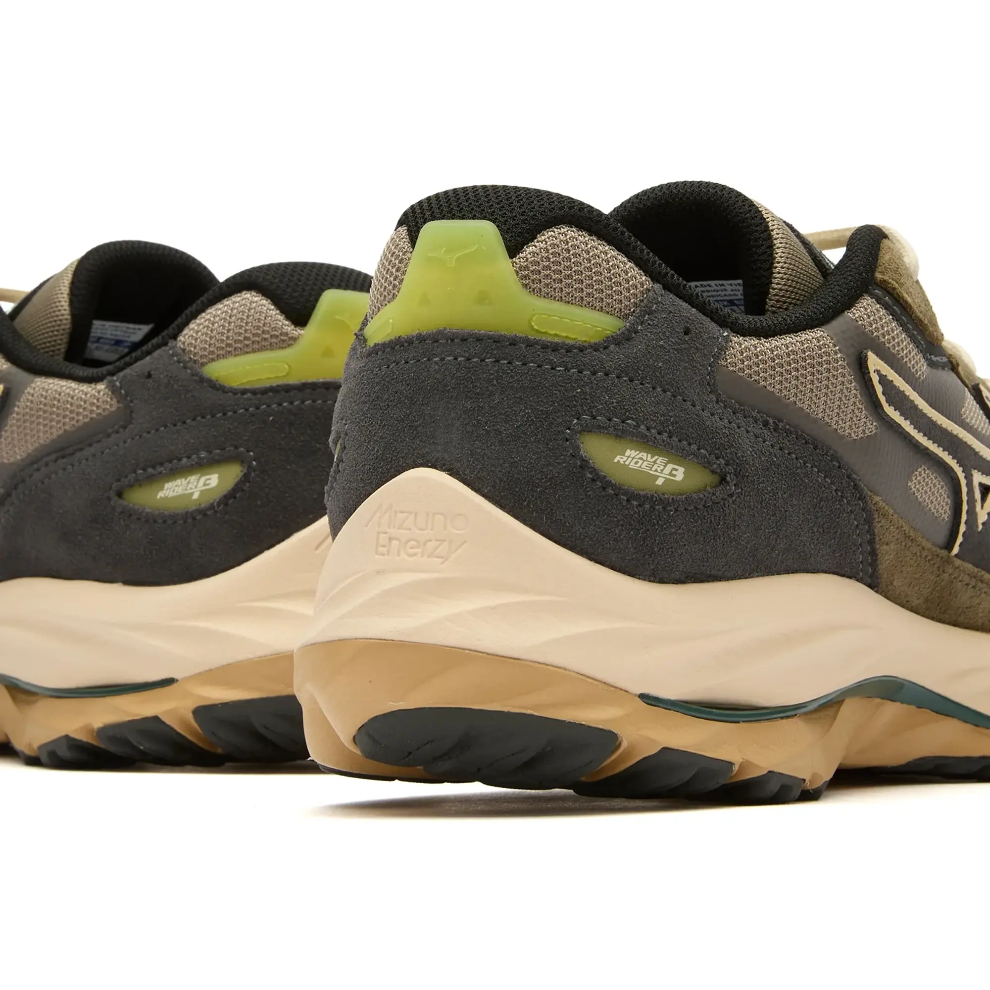 Mizuno WAVE RIDER β Sneaker Vintage Khaki/Black Sand/Grape Leaf