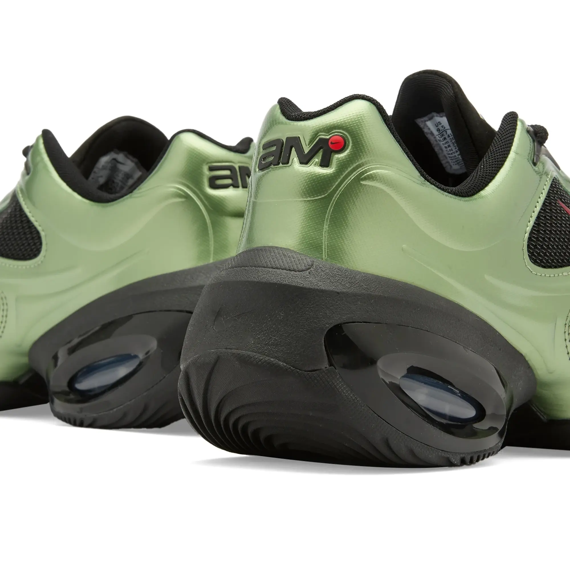 Nike Women's Air Max Muse W Sneaker Black/Red/Green
