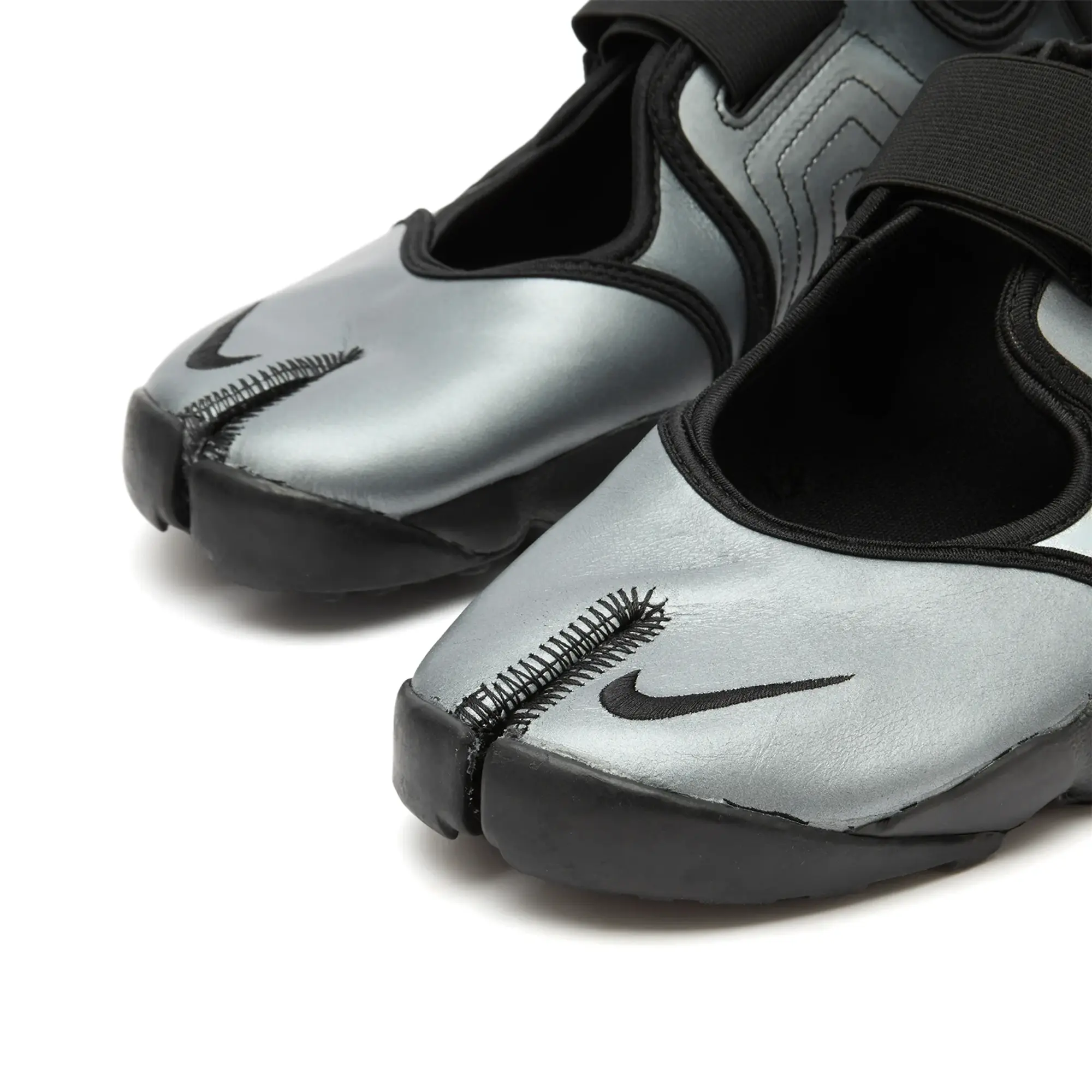 Nike Women's Air Rift Ltr Sneaker Silver/Black
