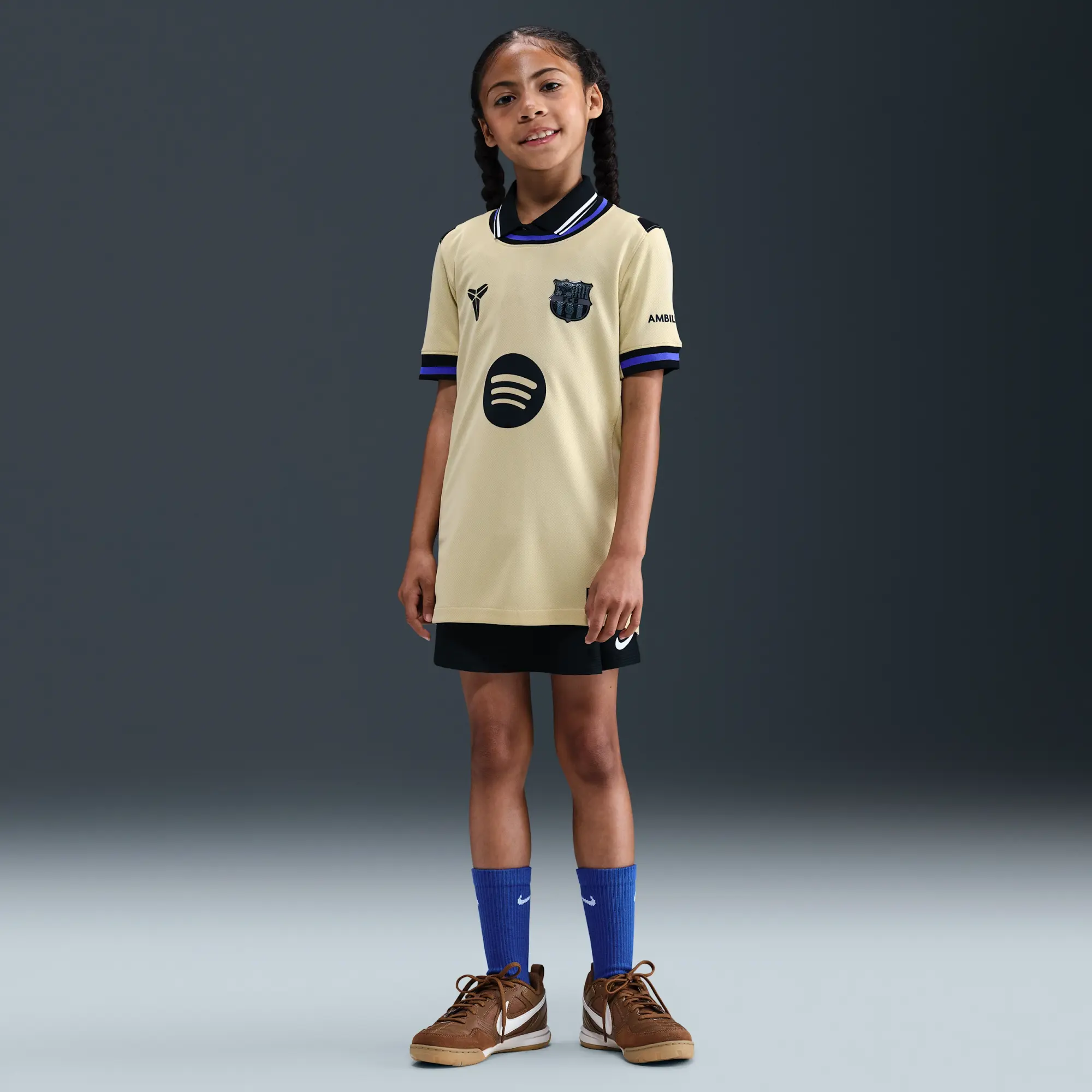 Nike F.C. Barcelona 2025/26 Stadium Away Older Kids' Kobe Dri-FIT Football Replica Shirt - Brown - Polyester