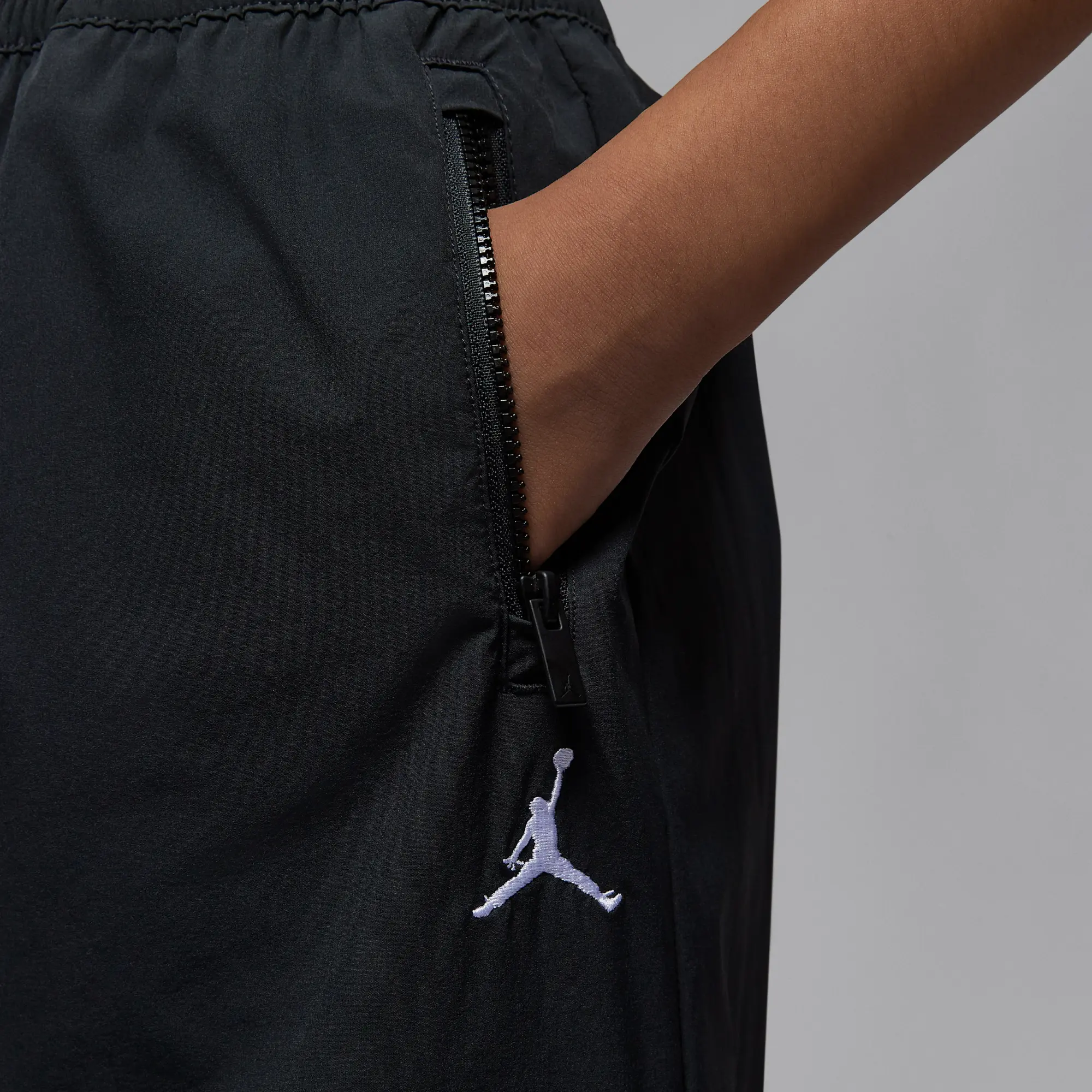 Nike Jordan Older Kids' Post Up Open Cargo Trousers - Black