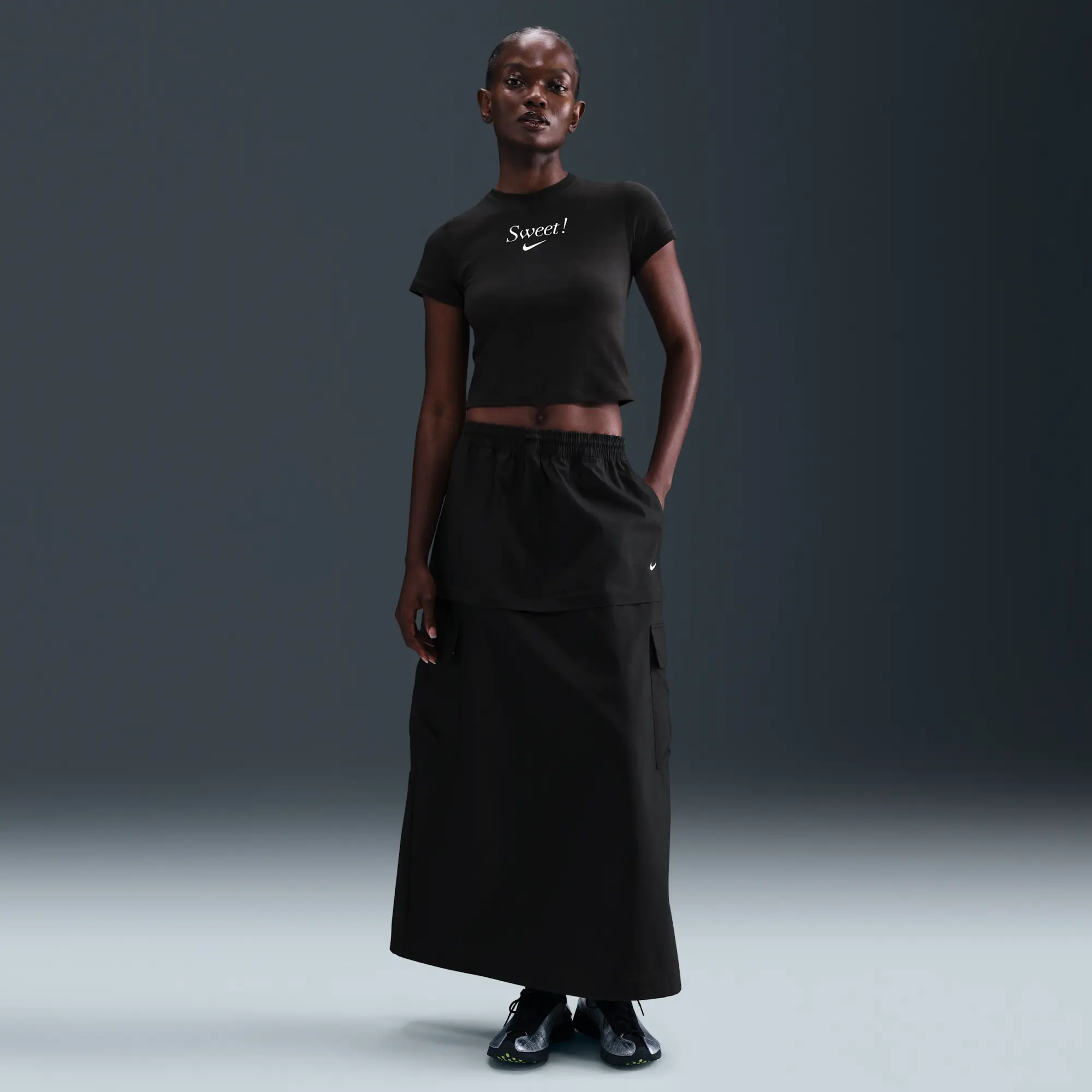 Nike Sportswear Women's T-Shirt - Black