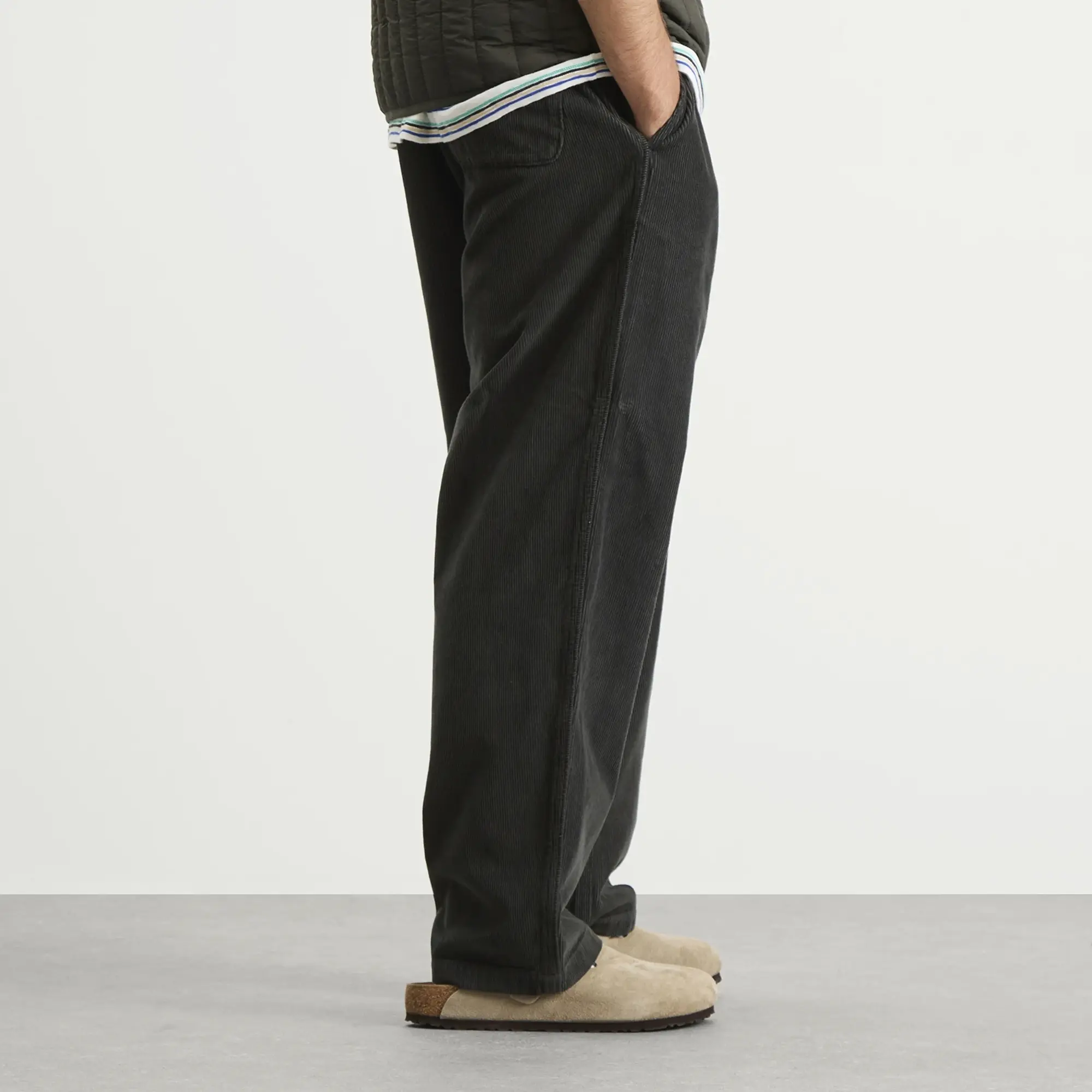 Folk Men's Wide Fit Trouser Smoke Grey Cord