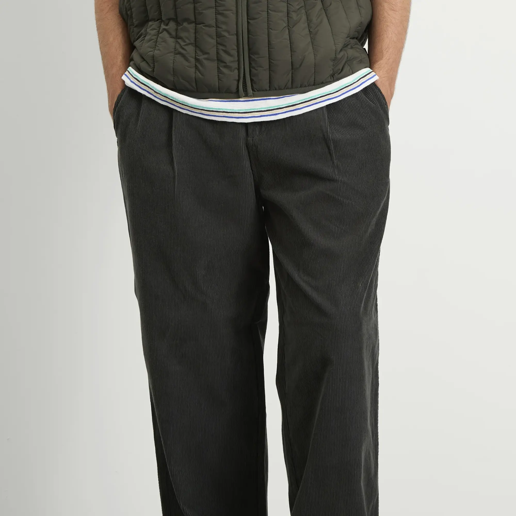 Folk Men's Wide Fit Trouser Smoke Grey Cord