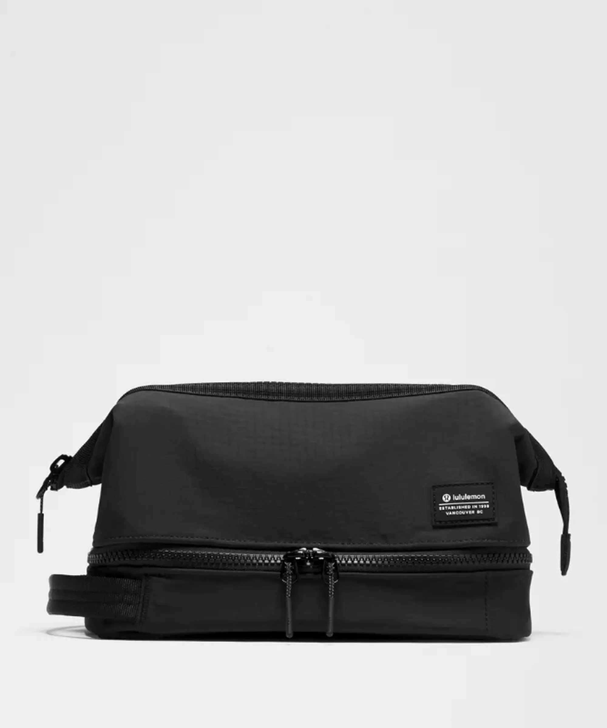 lululemon – Dual-Compartment Toiletry Bag – Color Black