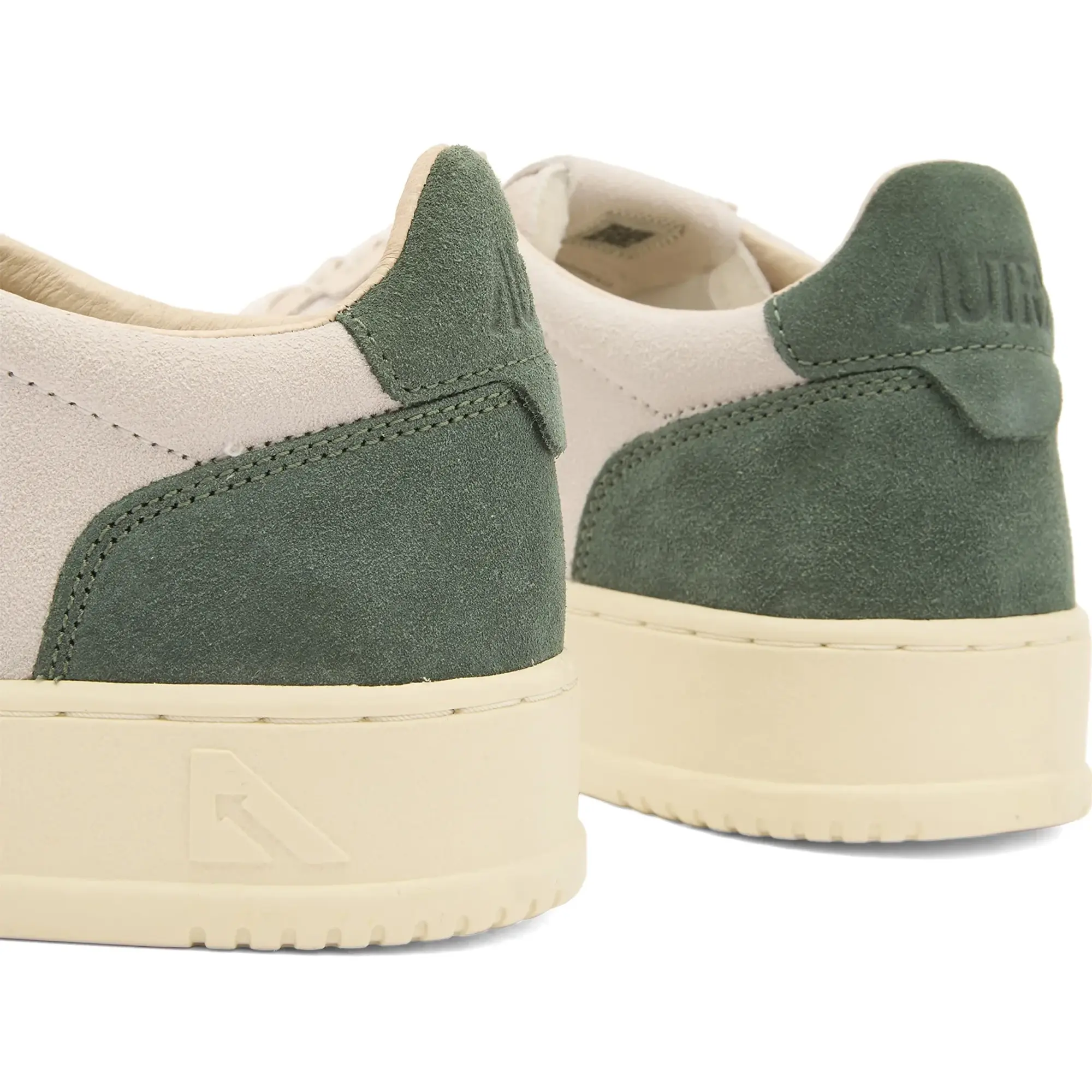 Autry Men's 01 Medalist Low Leather Suede Sneaker Sand/Green