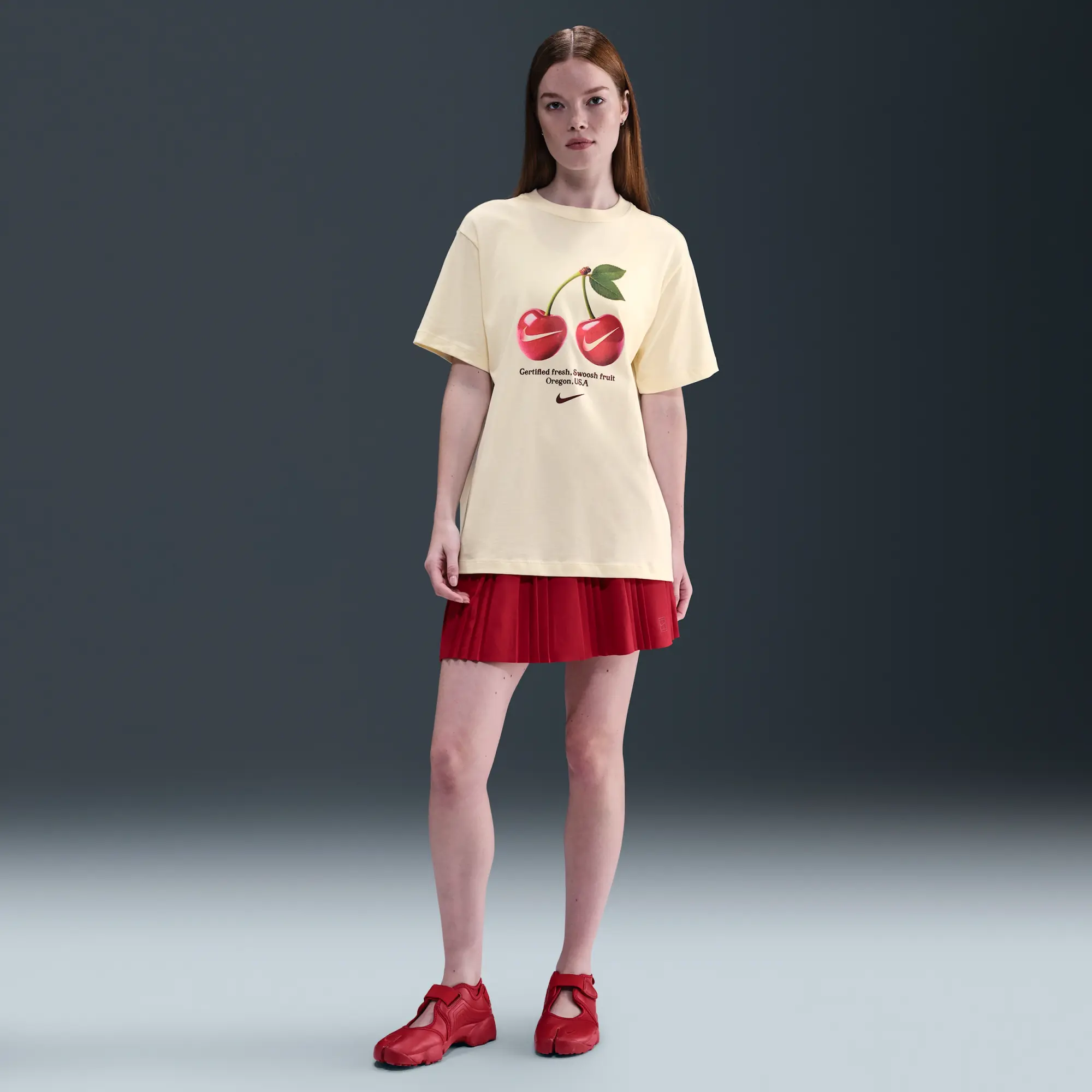 Nike Sportswear Women's T-Shirt - White - Cotton