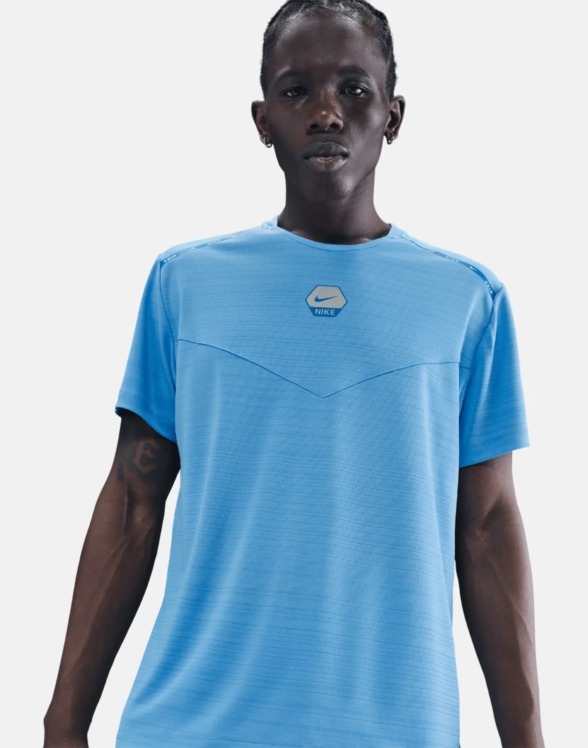 Men's Nike Cityside Run T-Shirt in Blue 