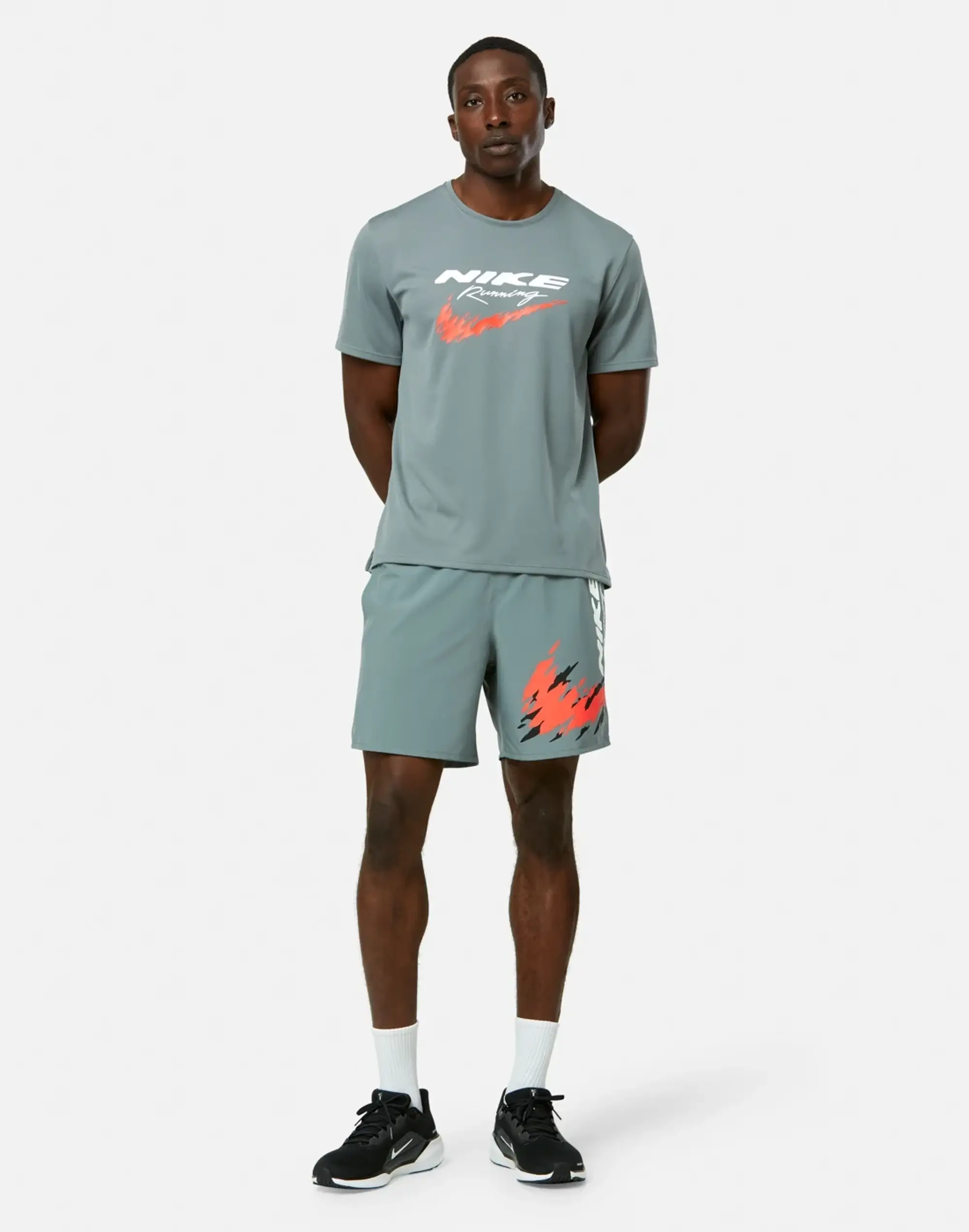 Men's Nike Energy Miler T-Shirt in Grey 