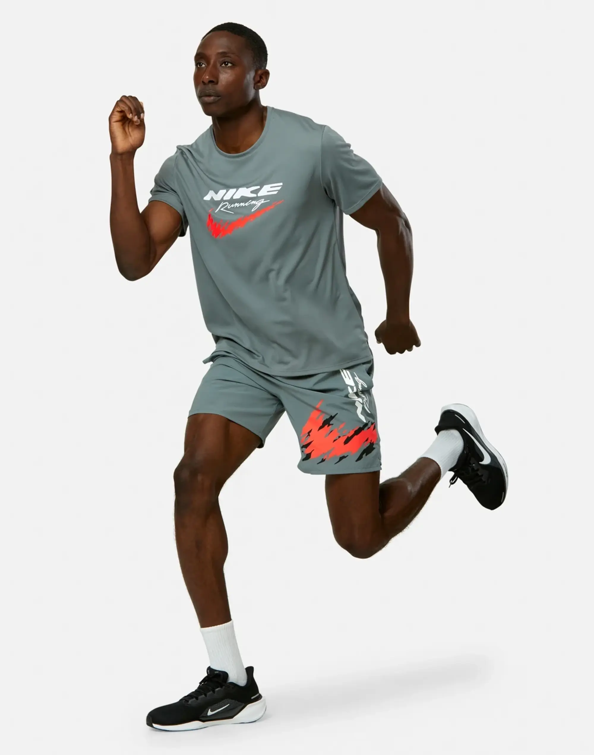 Men's Nike Energy Miler T-Shirt in Grey 