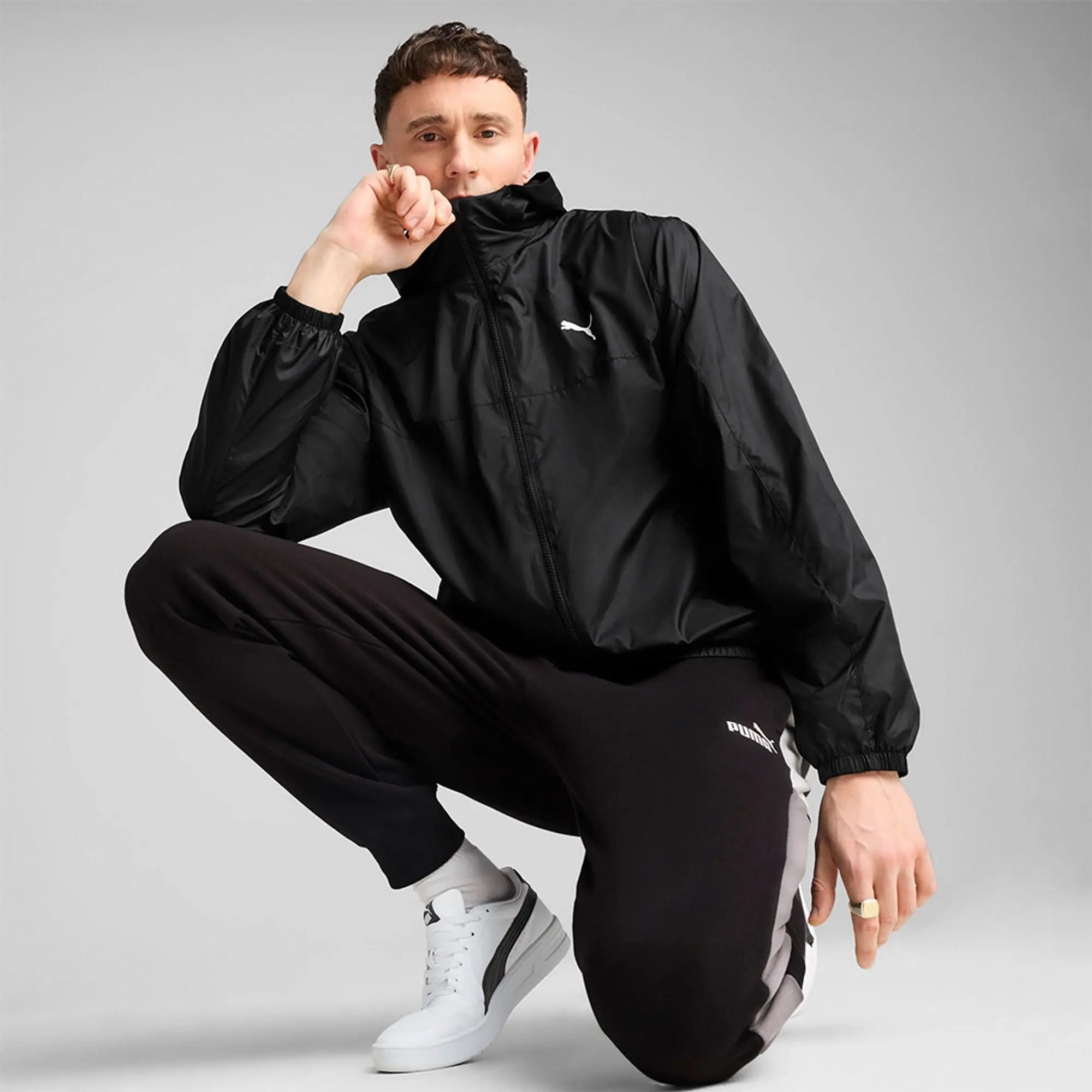 PUMA Essentials Regular Windbreaker Men Jacket, Black