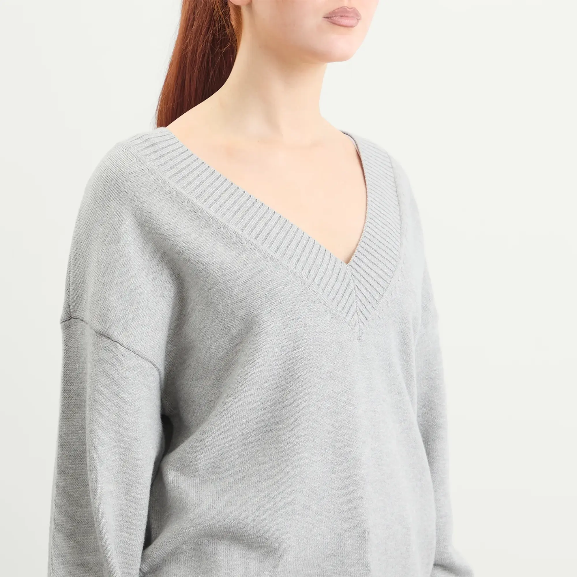Good American Women's Knit Deep V Knit Sweater Melange Grey