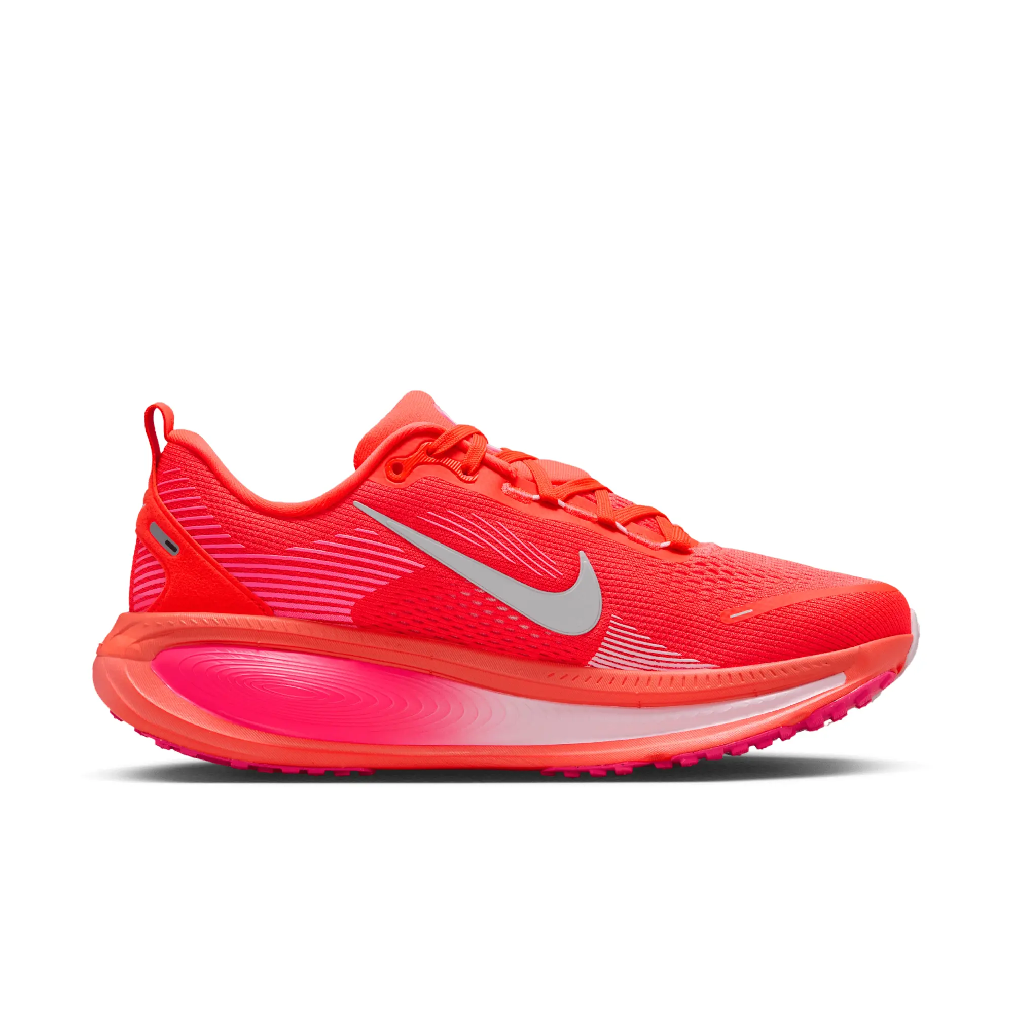 Nike Vomero 18 Women's Road Running Shoes - Red