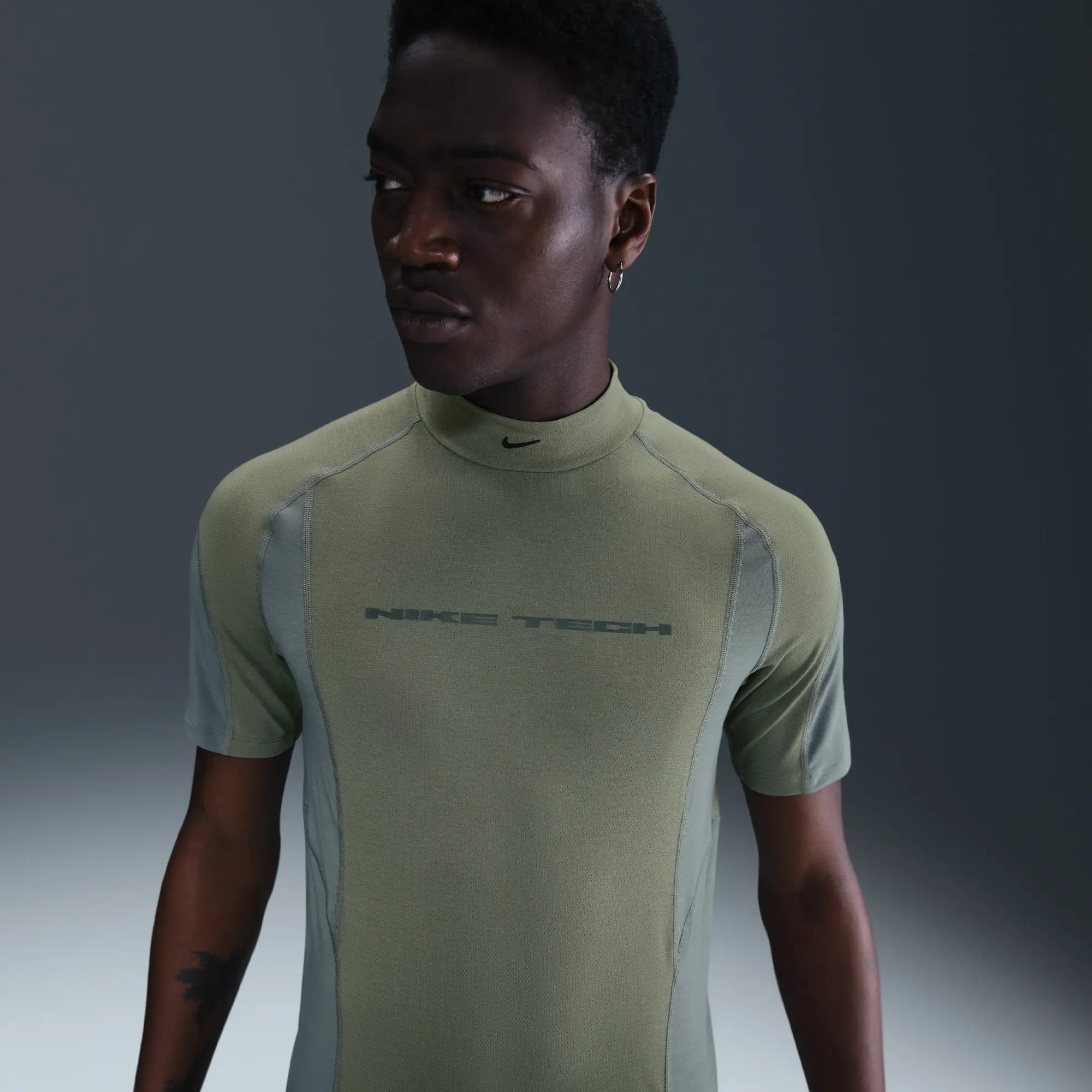 Nike Tech Men's Dri-FIT Short-Sleeve Base Layer - Green - Polyester/Lyocell/Elastane
