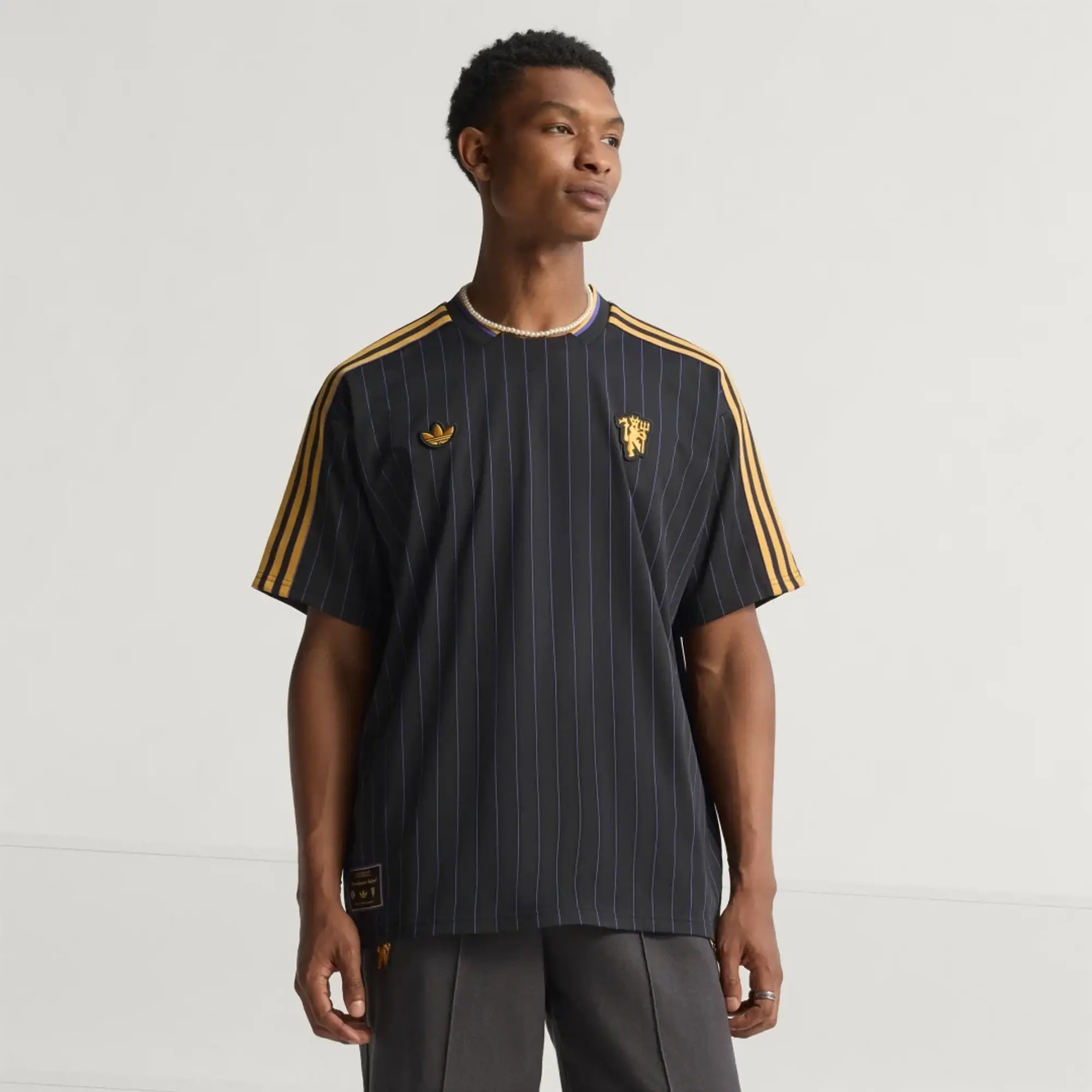 adidas Manchester United Terrace Icons Jersey