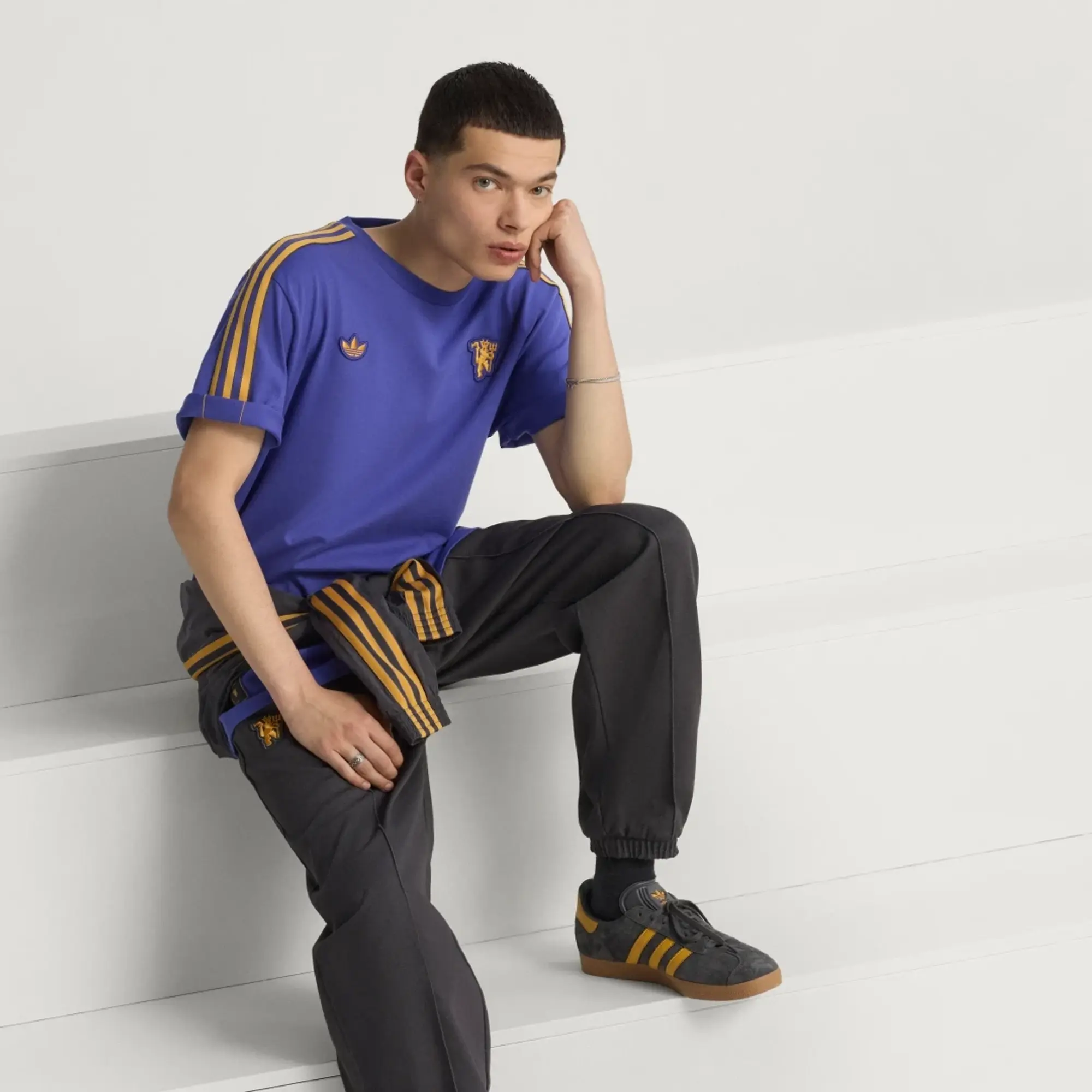 adidas Manchester United Terrace Icons T-Shirt