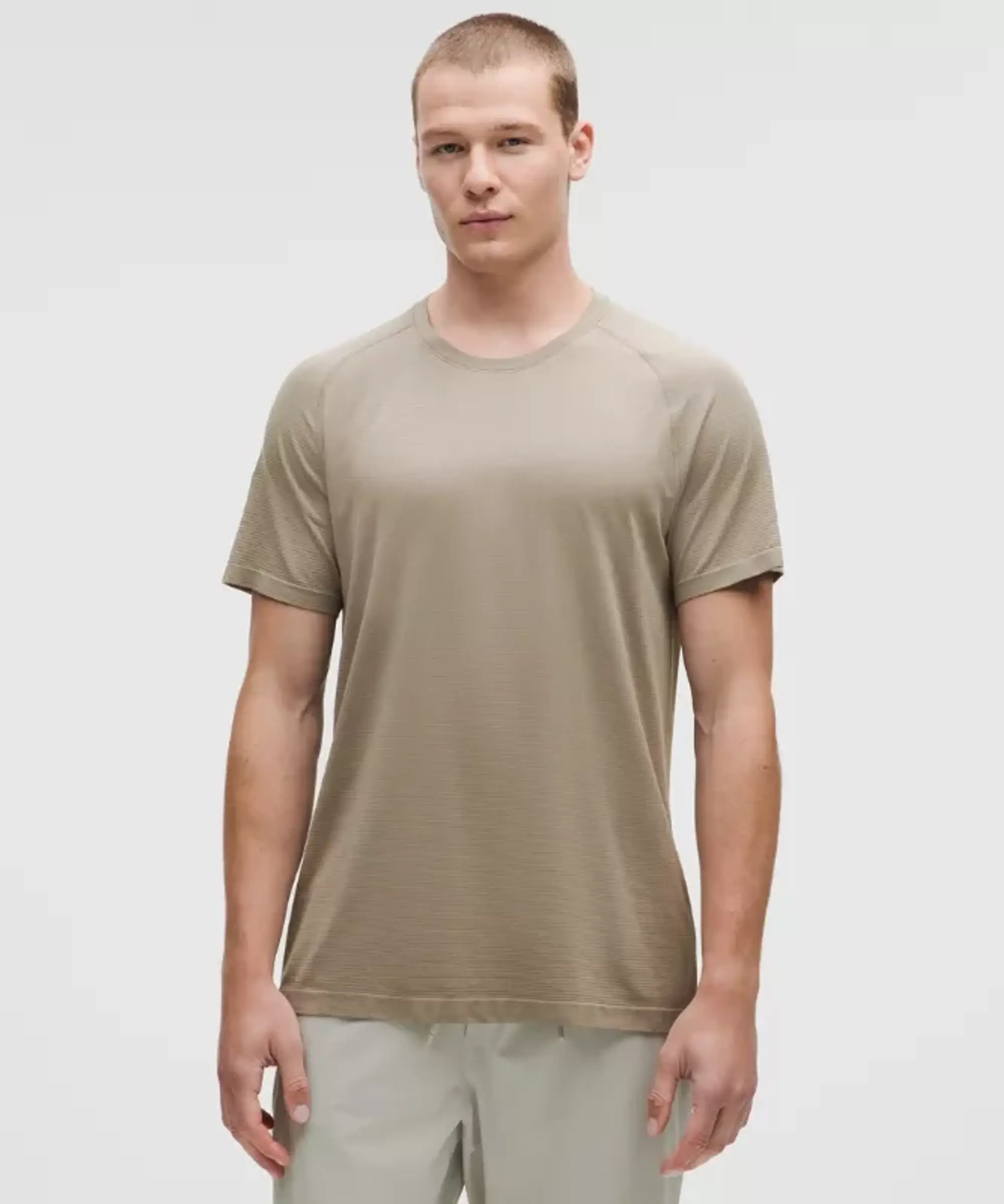 lululemon – Men's Metal Vent Tech Short-Sleeve Shirt – Color Grey – Size L
