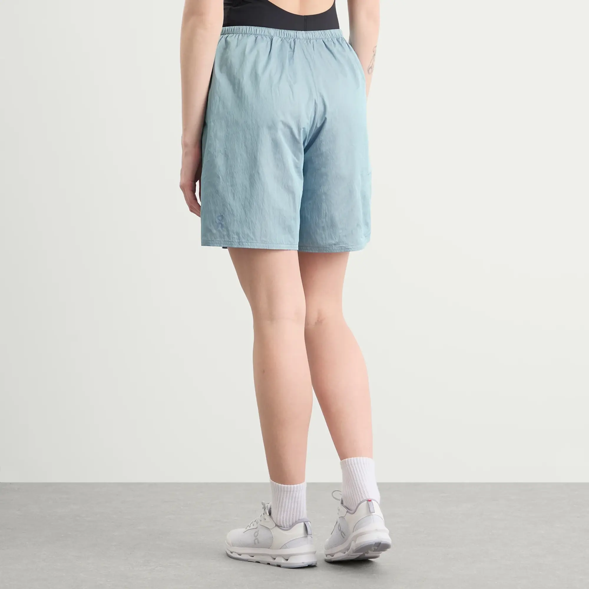 ON Women's x Zendaya Iridescent Shorts Arctic/Pink