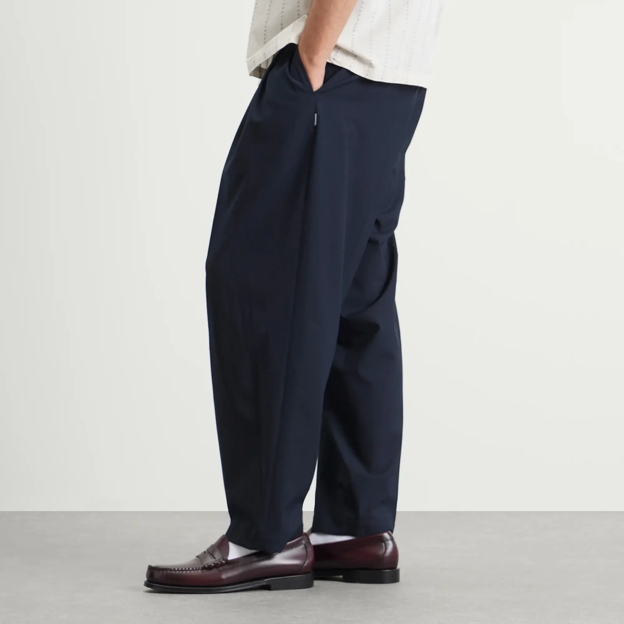 Neighborhood Men's Two Tuck Pants Navy