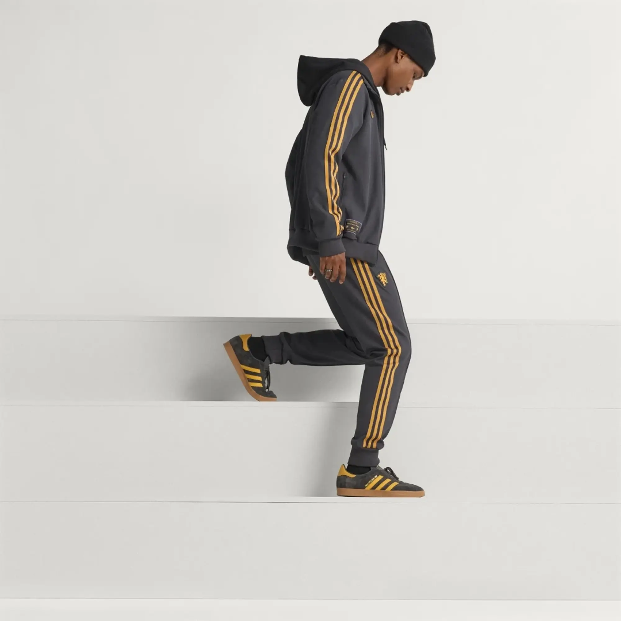adidas Manchester United Terrace Icons Track Pants
