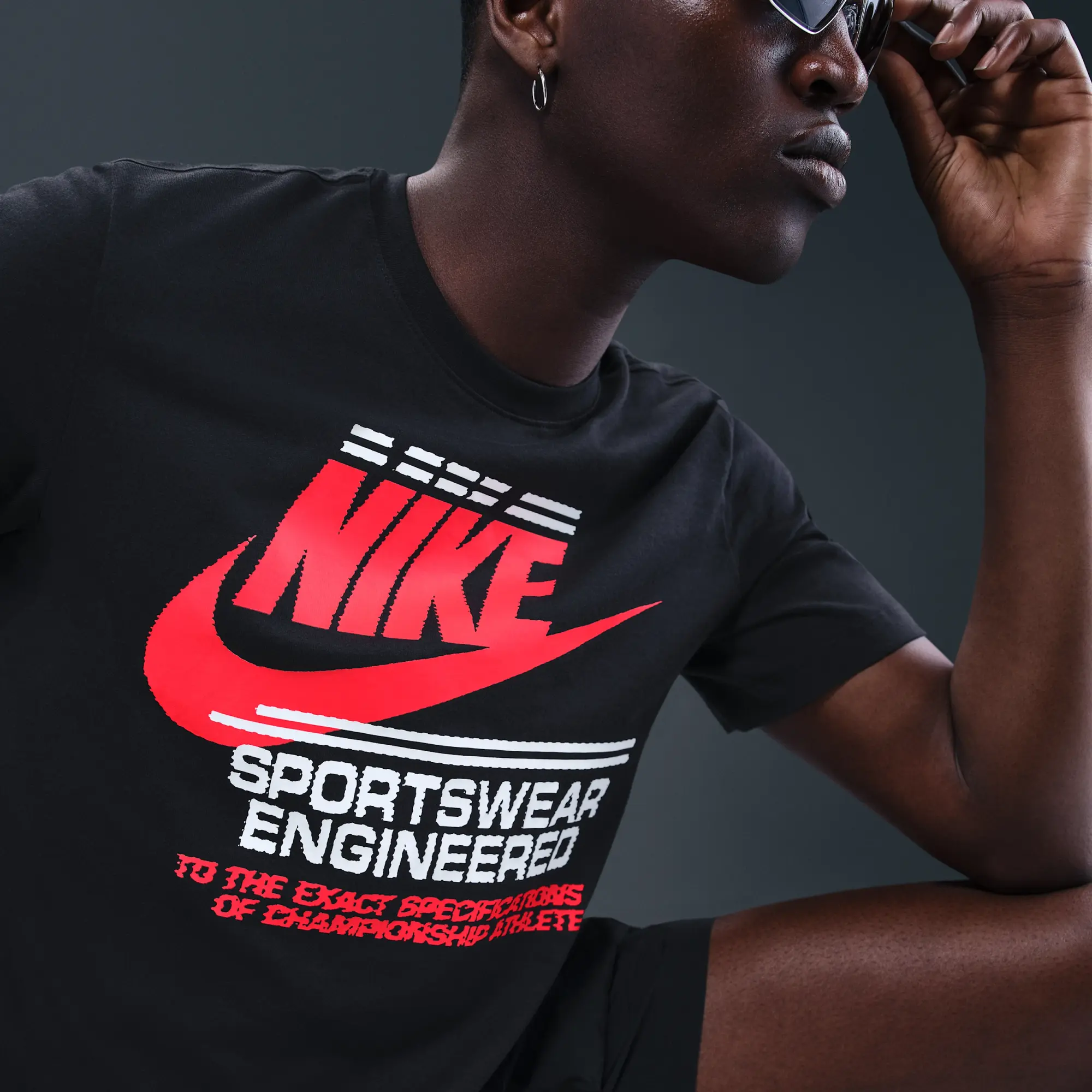 Nike Sportswear Men's T-Shirt - Black - Cotton/Polyester