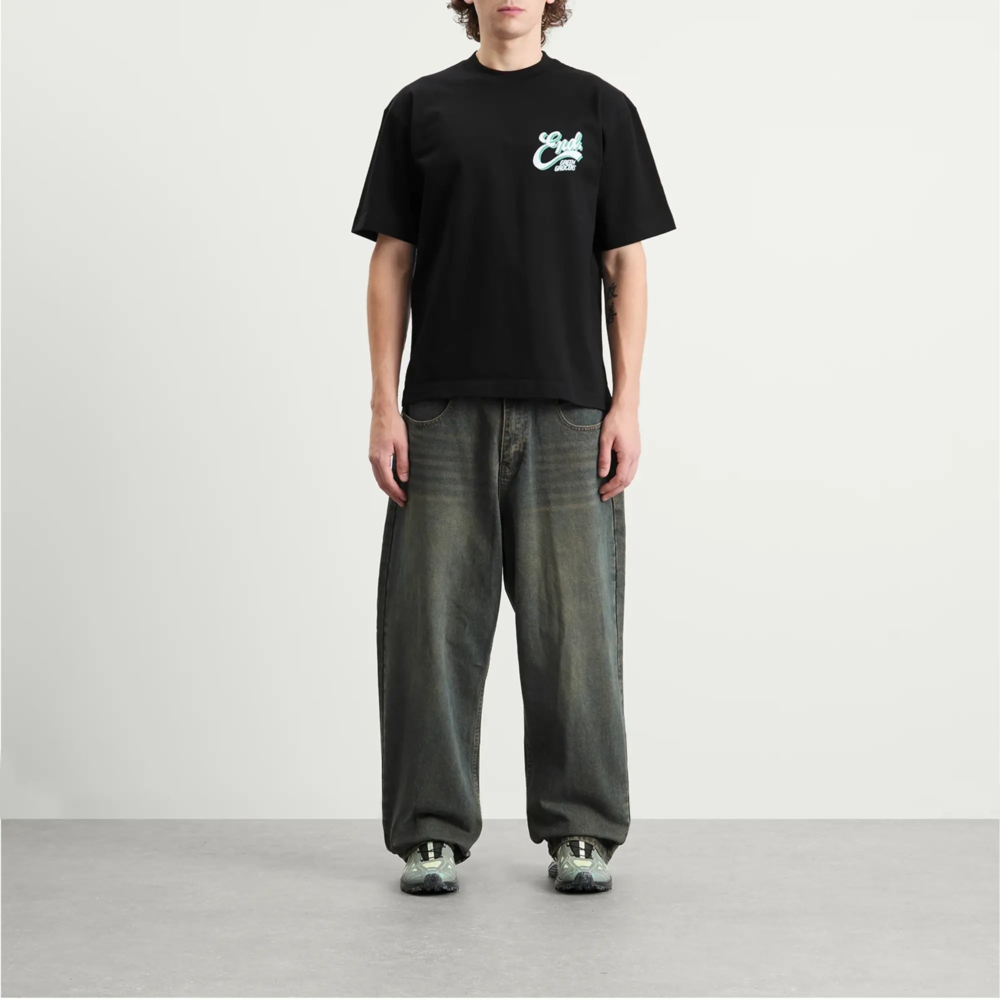 END. Outdoor Sign T-Shirt Black