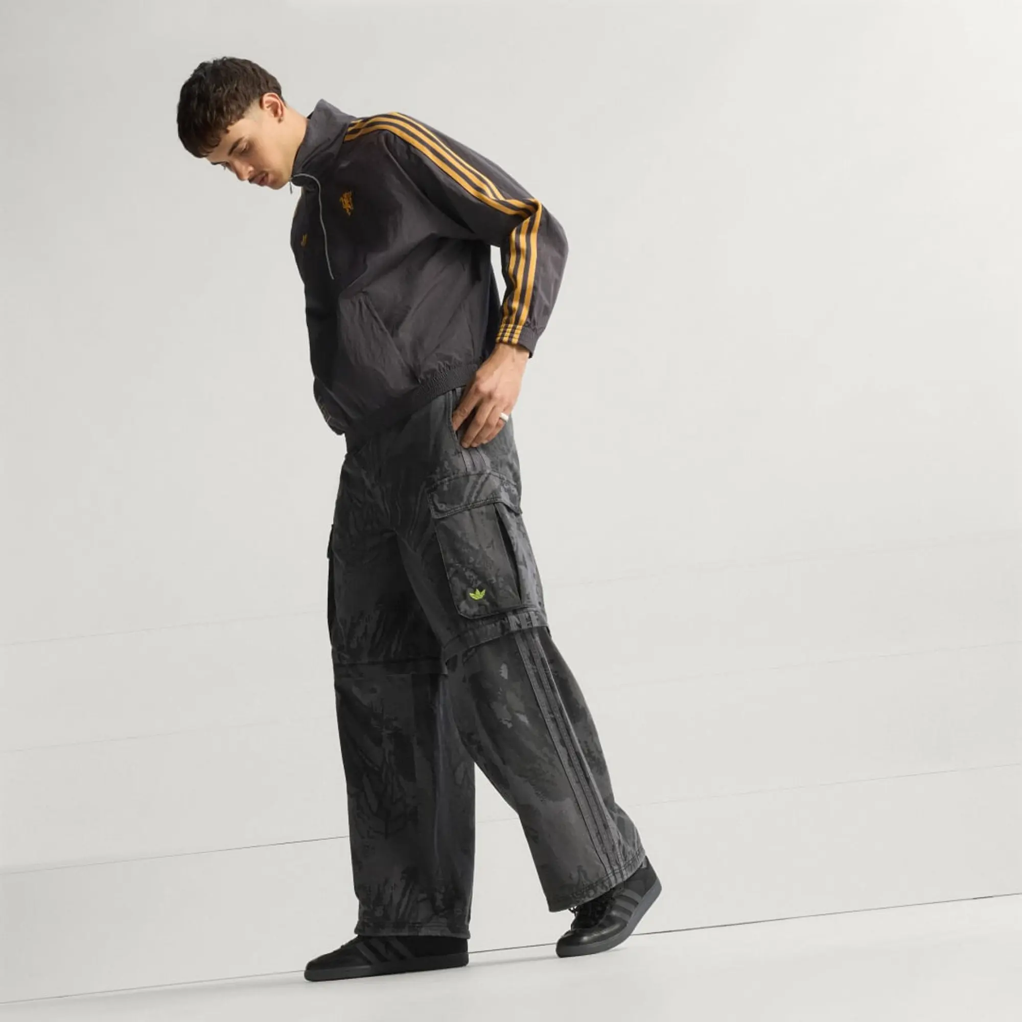 adidas Manchester United Terrace Icons Half-Zip Jacket
